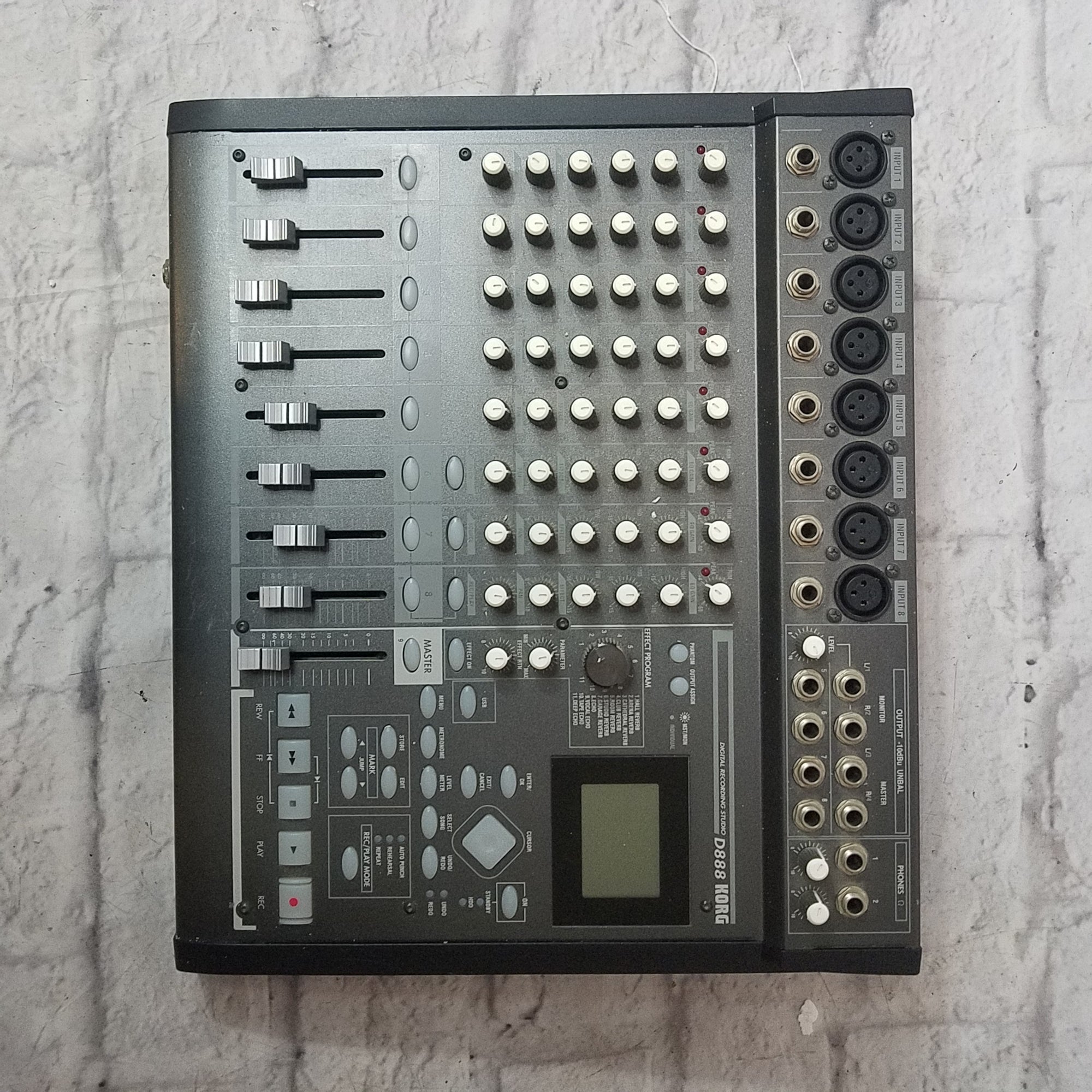 Korg D888 Mixer/Recorder Digital Recorder