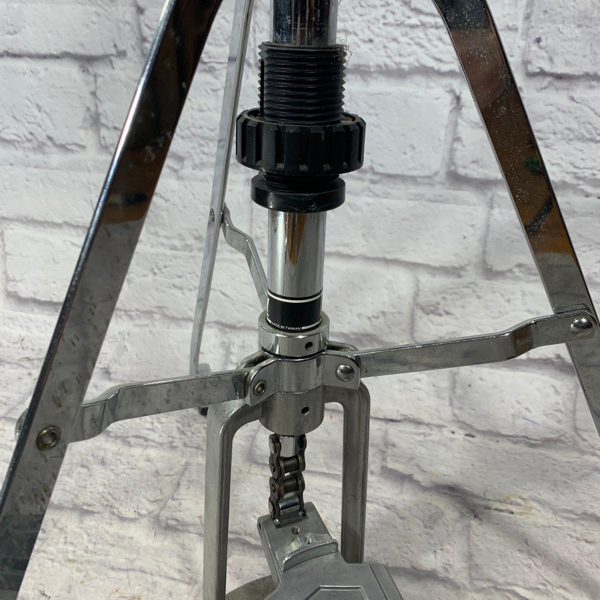 Vintage Pearl Hi Hat Stand