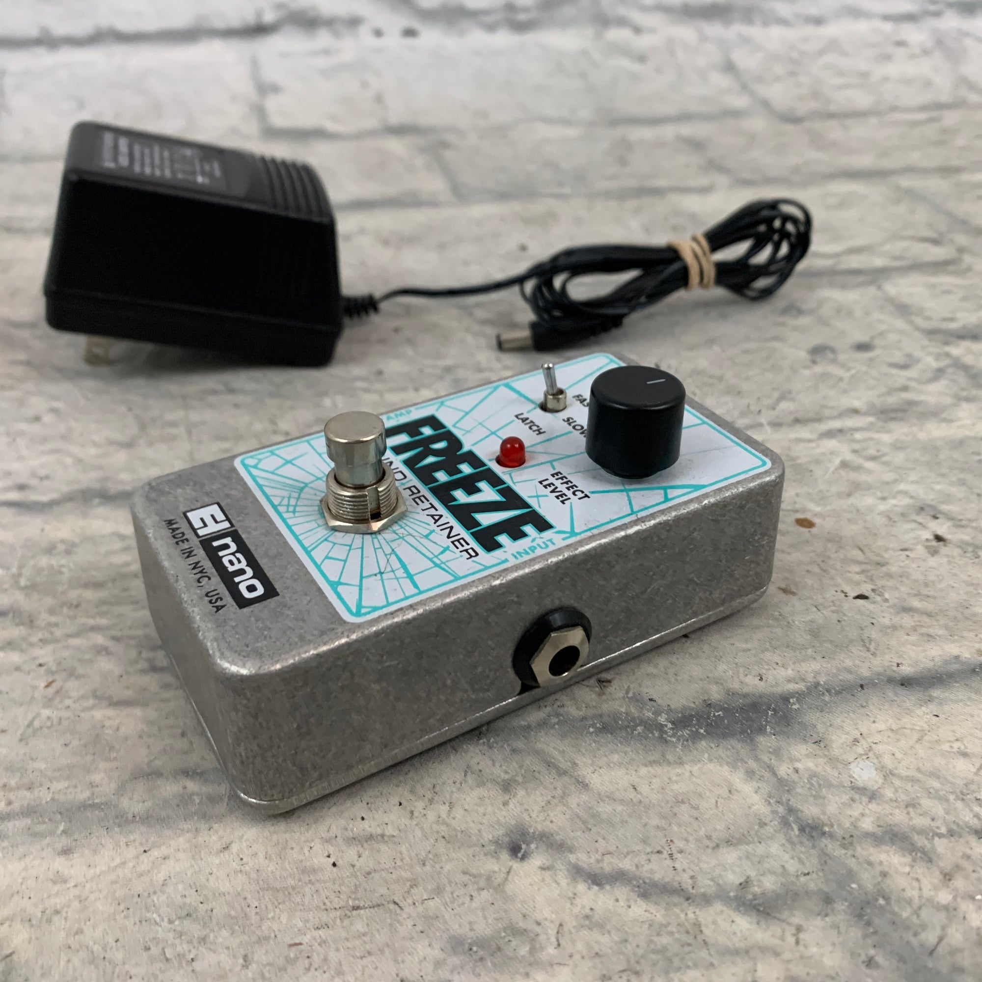 Electro-Harmonix Freeze Sound Retainer