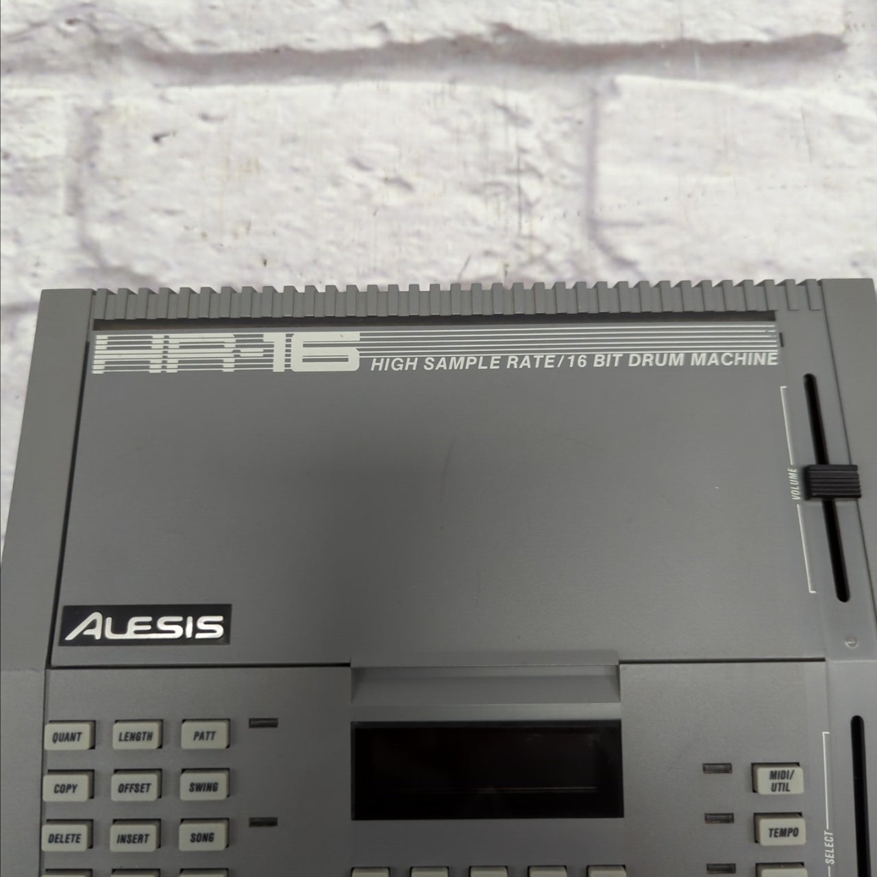 Vintage Alesis HR-16 High Sample Rate/16 Bit Drum Machine