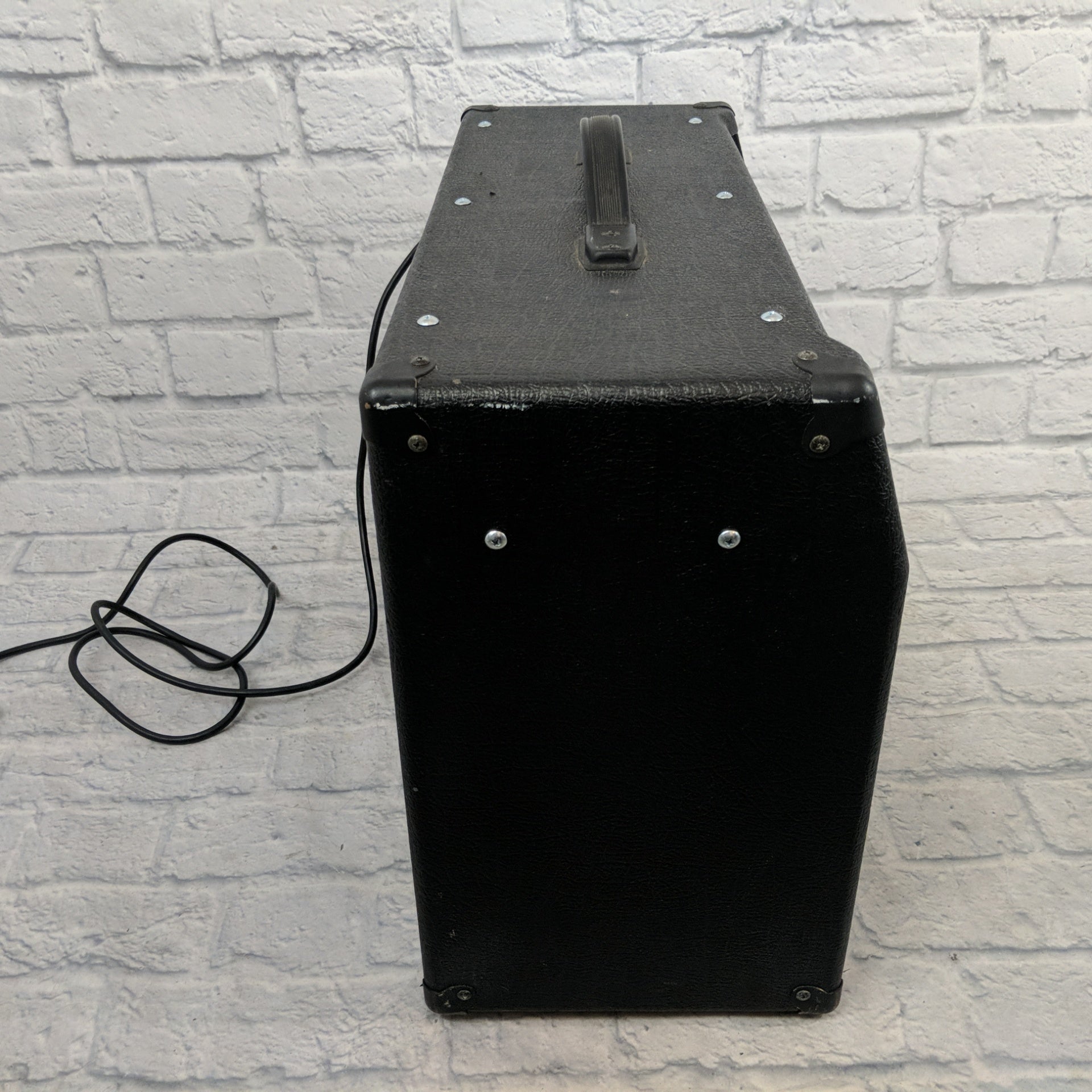 Roland VGA-5 Guitar Amp