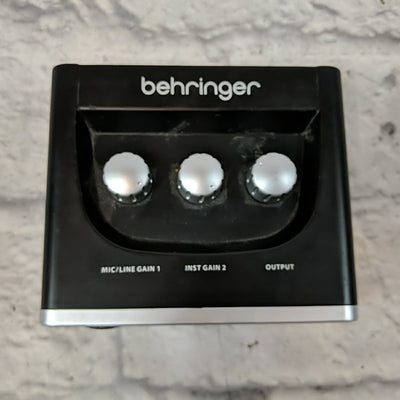 Behringer U-Phoria UM2 USB Audio Interface