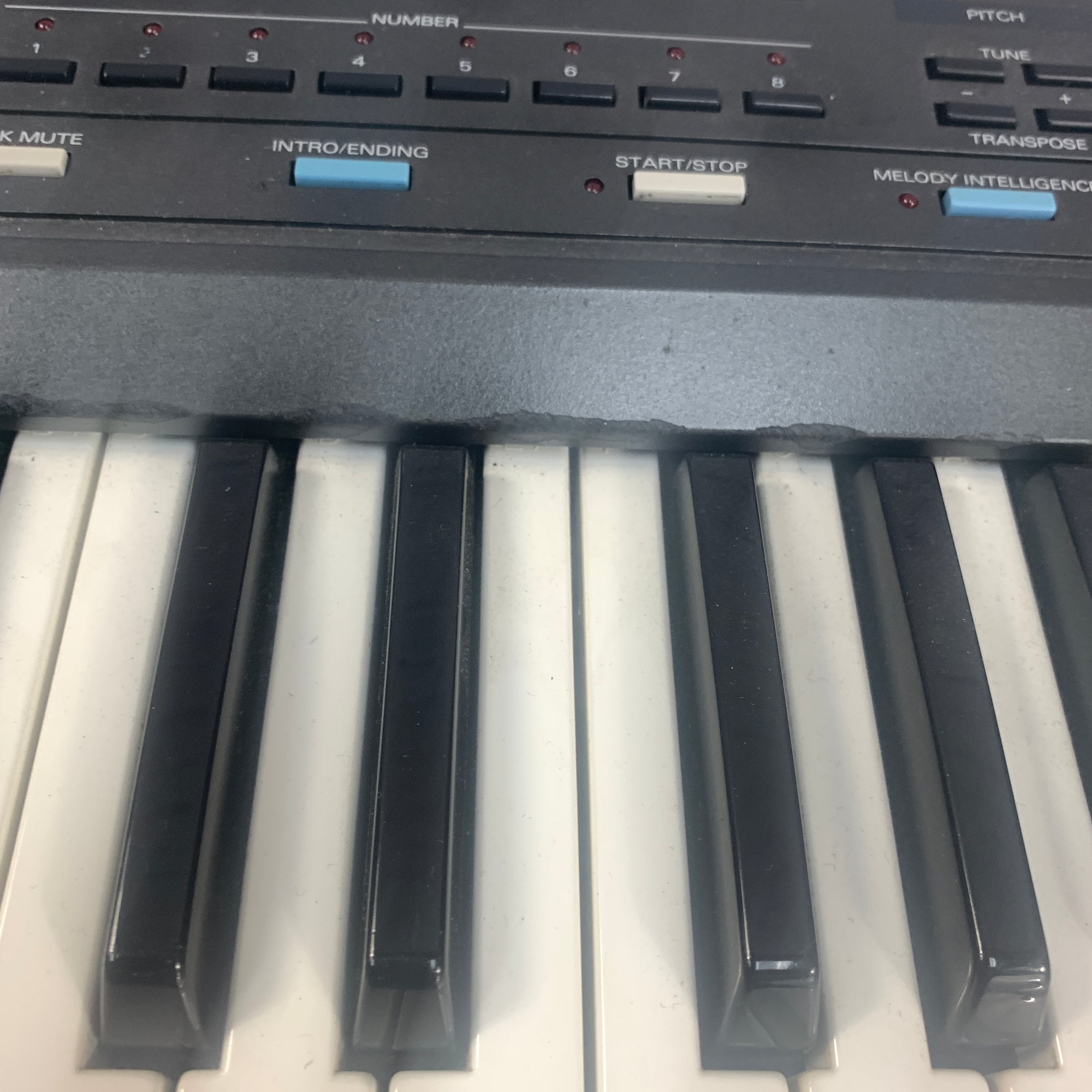 Roland E-5 Synth w/ Bag