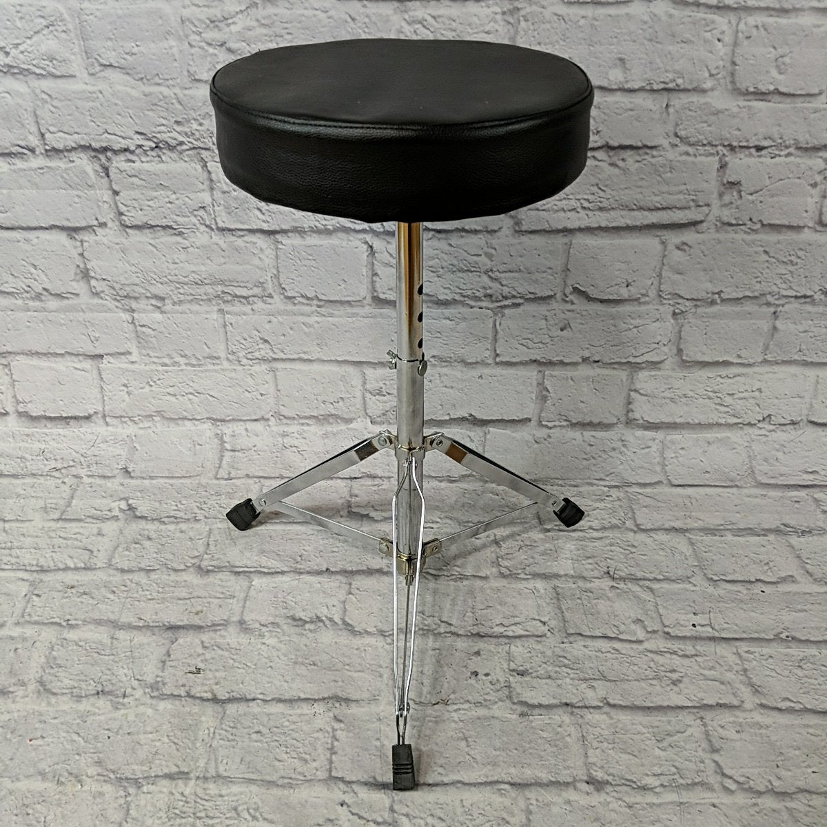 Griffin Drum Throne
