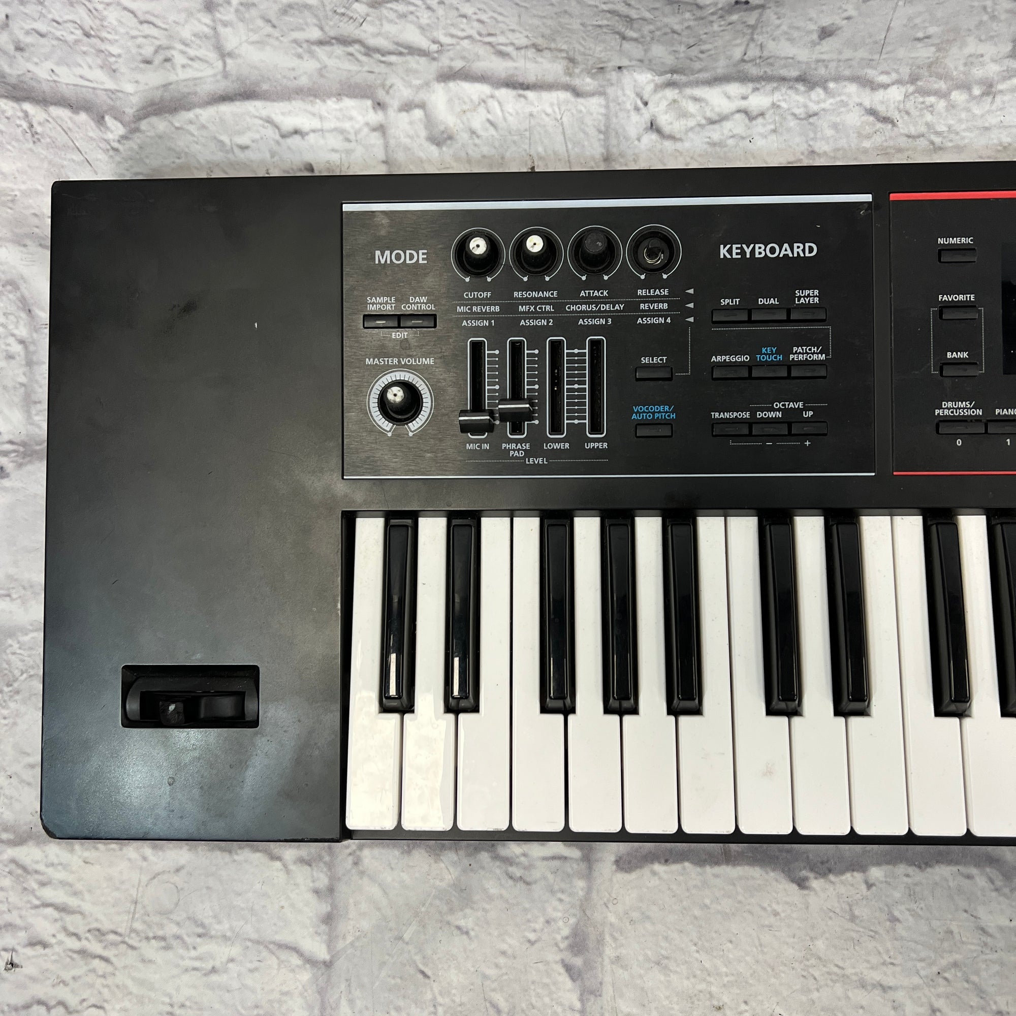 Roland Juno-DS 61 Key Synthesizer