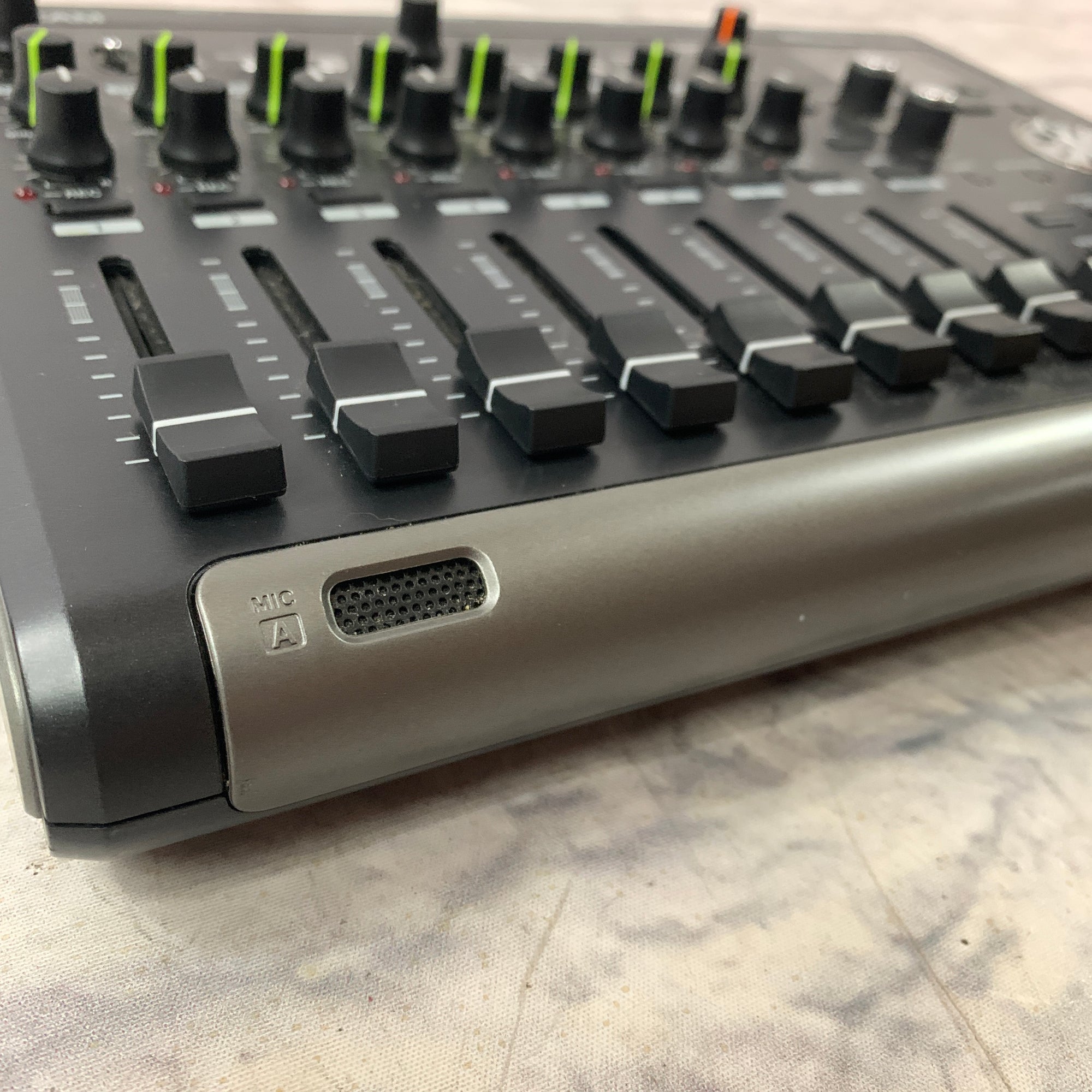 Tascam Portastudio DP-03SD 8 Track Digital Recorder