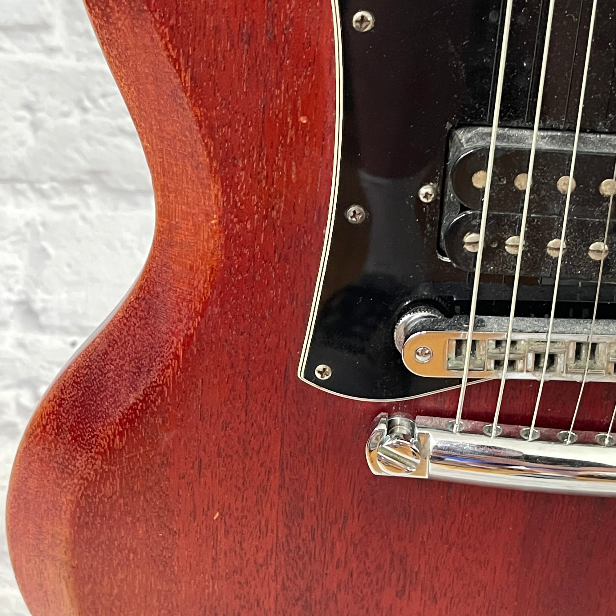Gibson 2007 SG Faded Cherry Electric Guitar w/ Gator Case