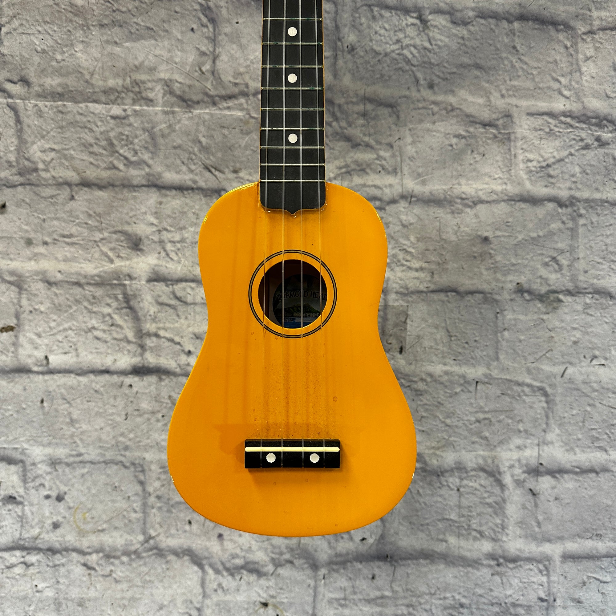 Diamond Head DU 104 Ukulele