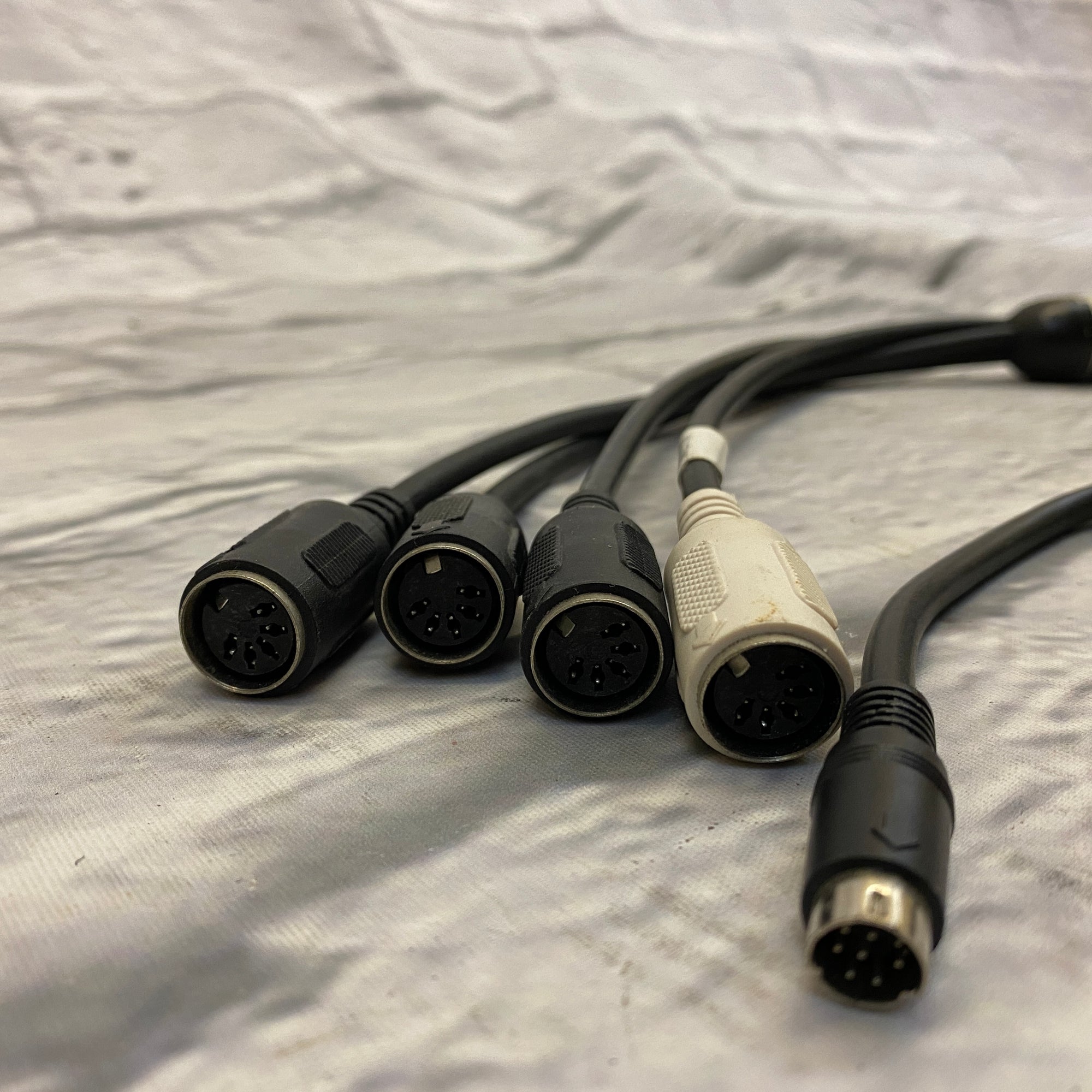 Altech Systems MIDI Interface for Macintosh Cable