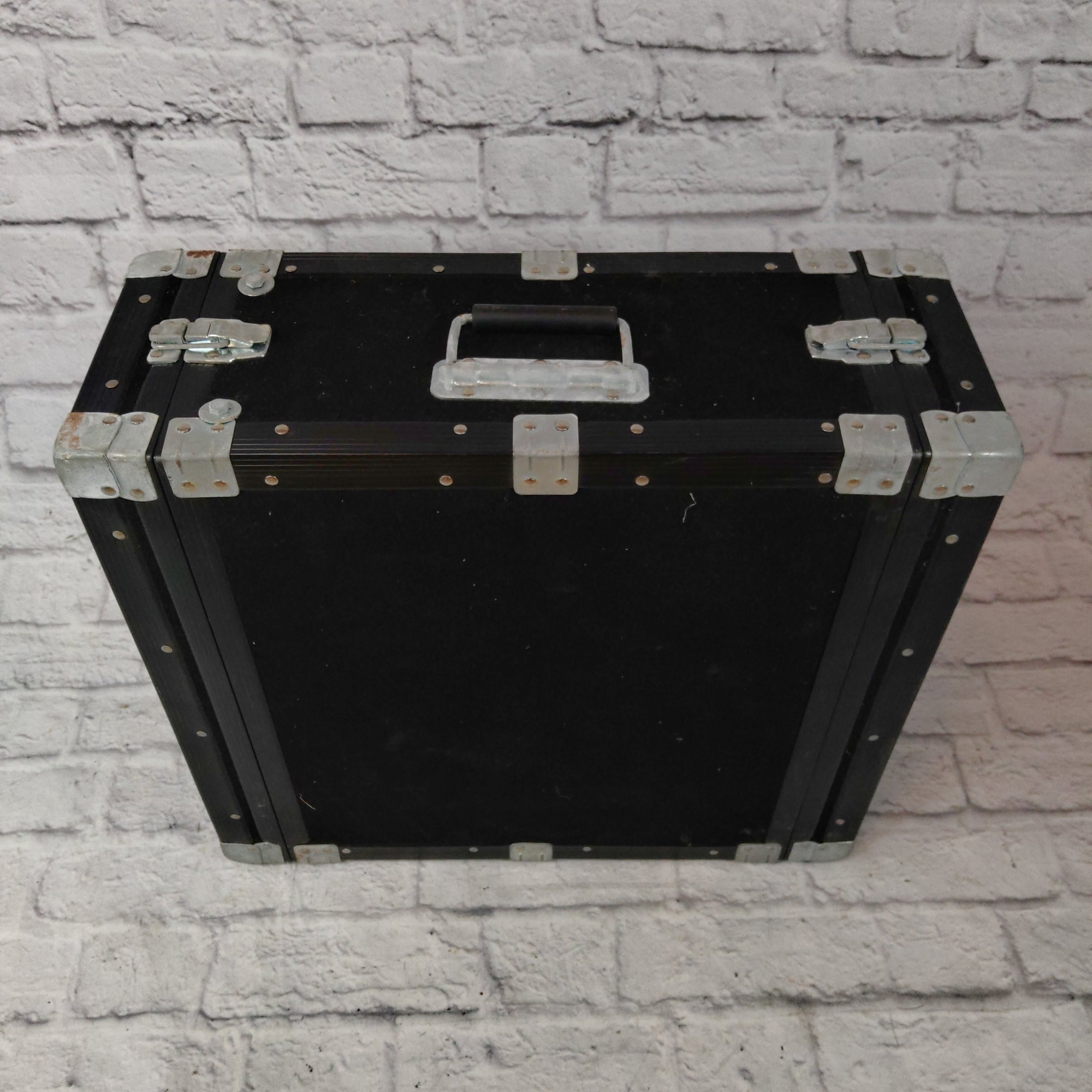 Black Carpeted 4U Rack Case