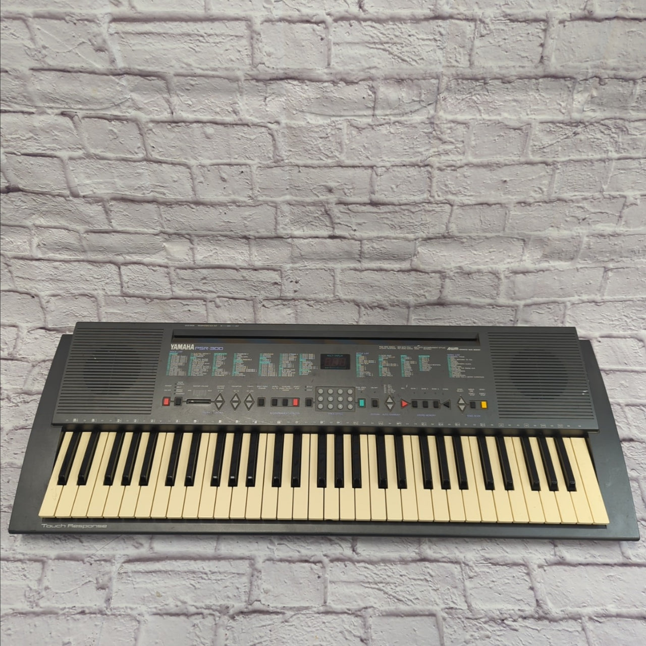 YAMAHA 電子ピアノ キーボード PSR-300 Yamaha PSR-300 Keyboard 100 Sounds & Features Part 1/2 - YouTube