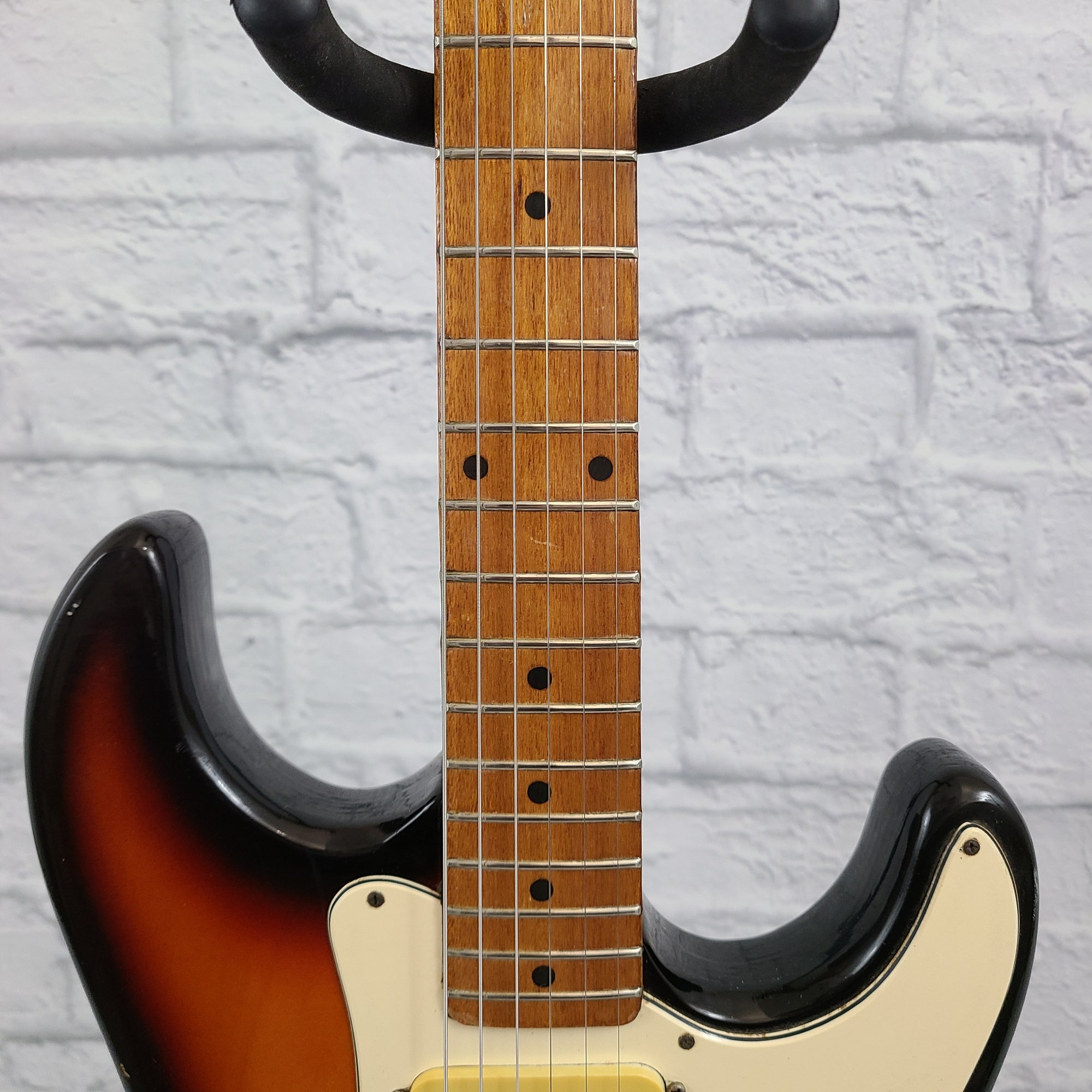 Harmony ST-801 Strat Electric Guitar Sunburst