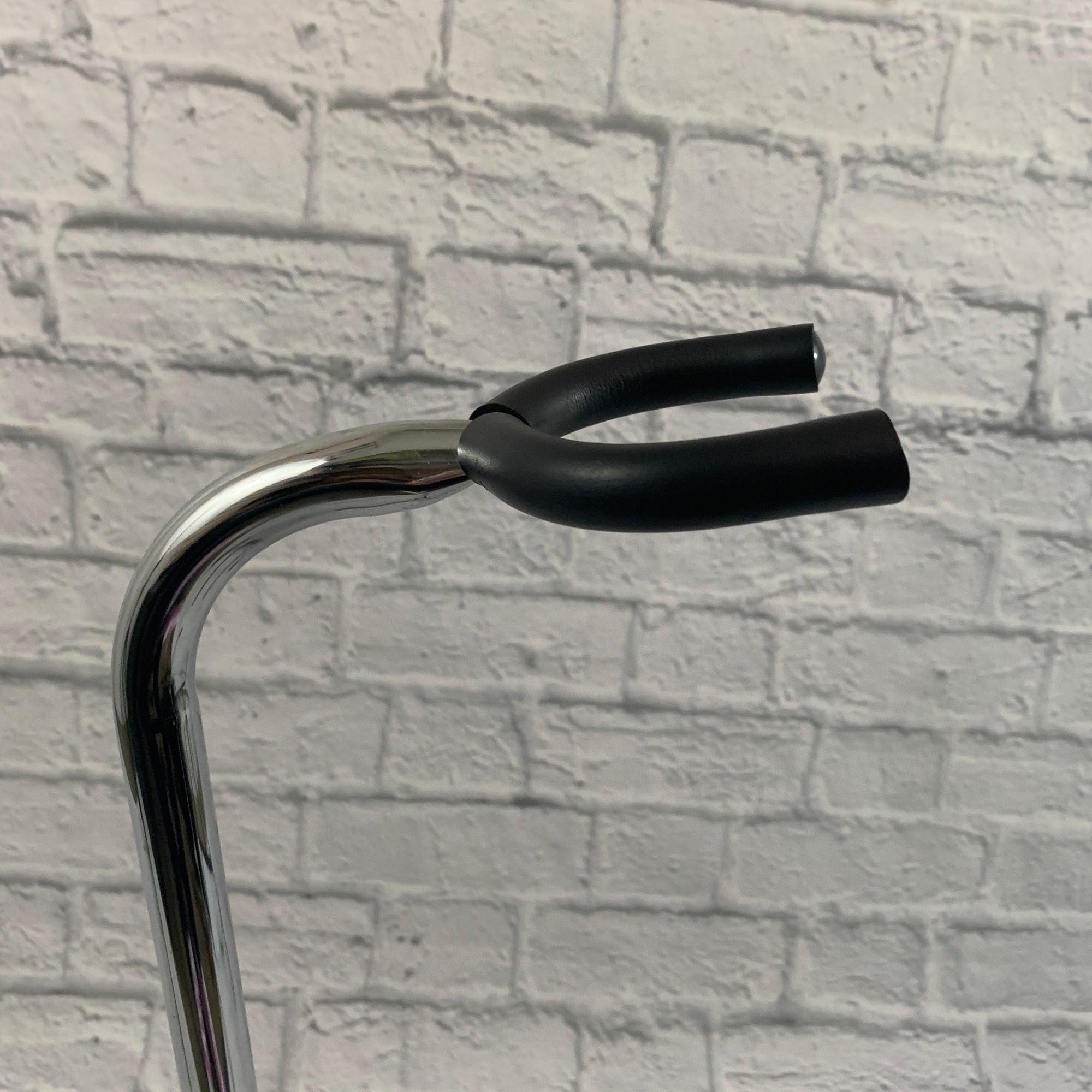 Proline Guitar Stand - Chrome