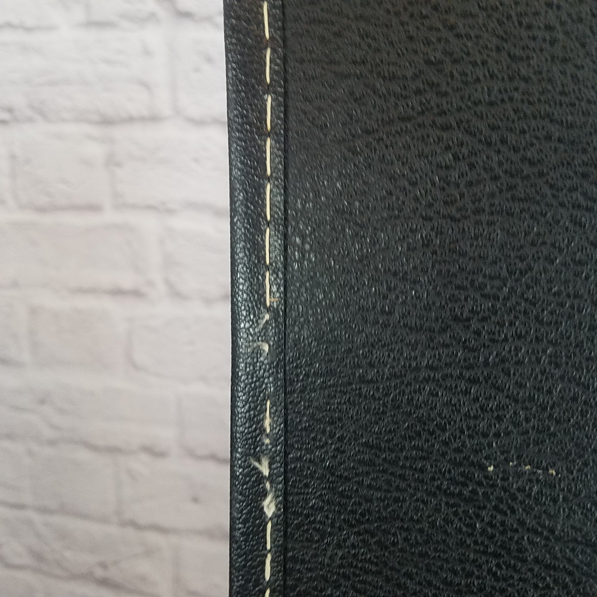 Unknown Chipboard Acoustic Guitar Case