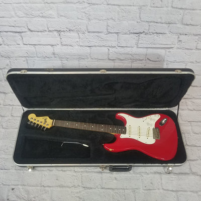 Fender Late 80's Red Stratocaster-Made in Japan