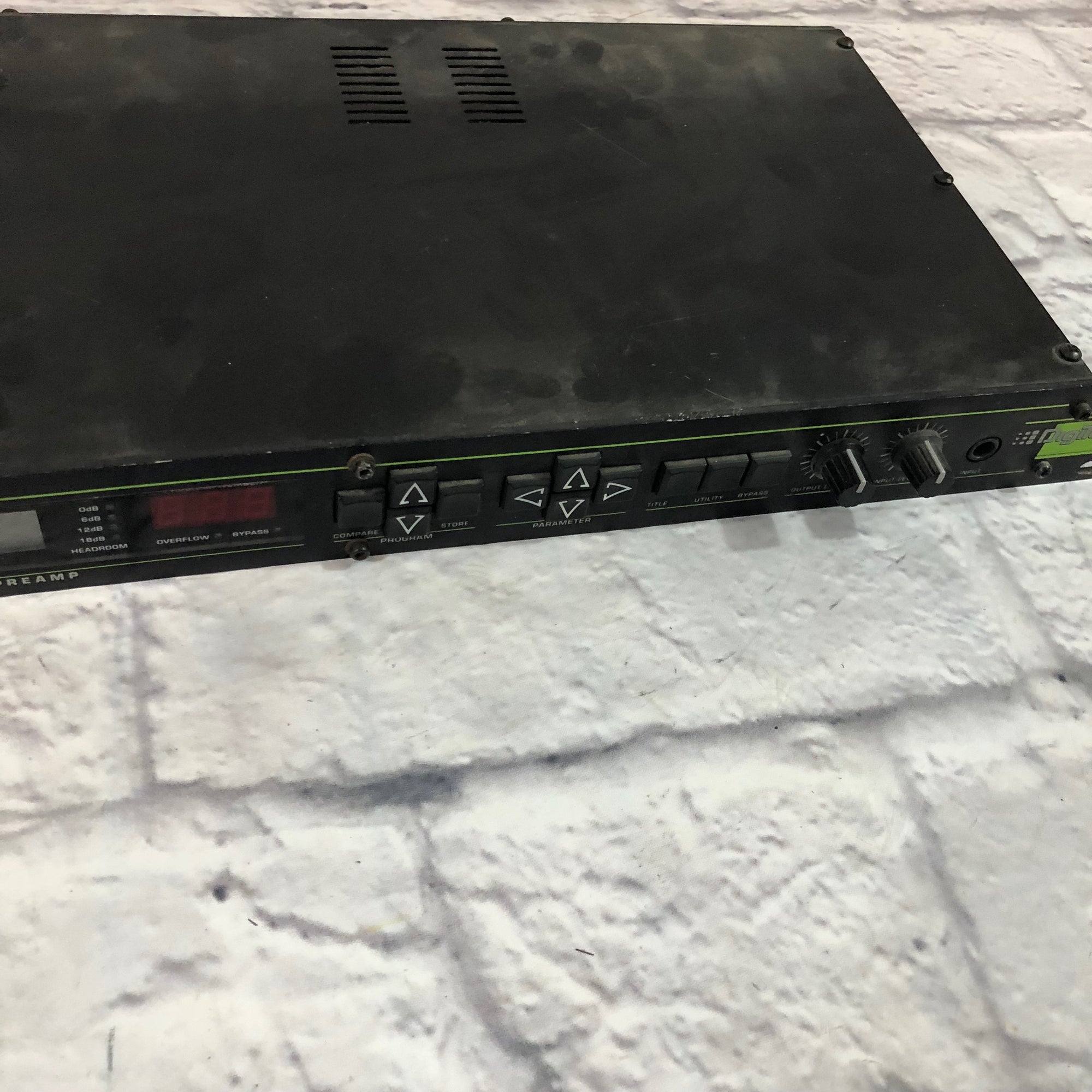 DigiTech GFX1 Twin Tube Rack Guitar Preamp and Effects Unit Evolution