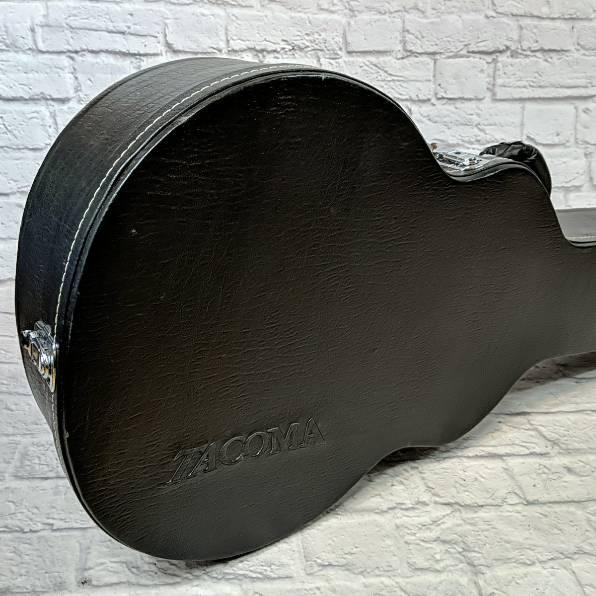 Tacoma Acoustic Bass Hard Case