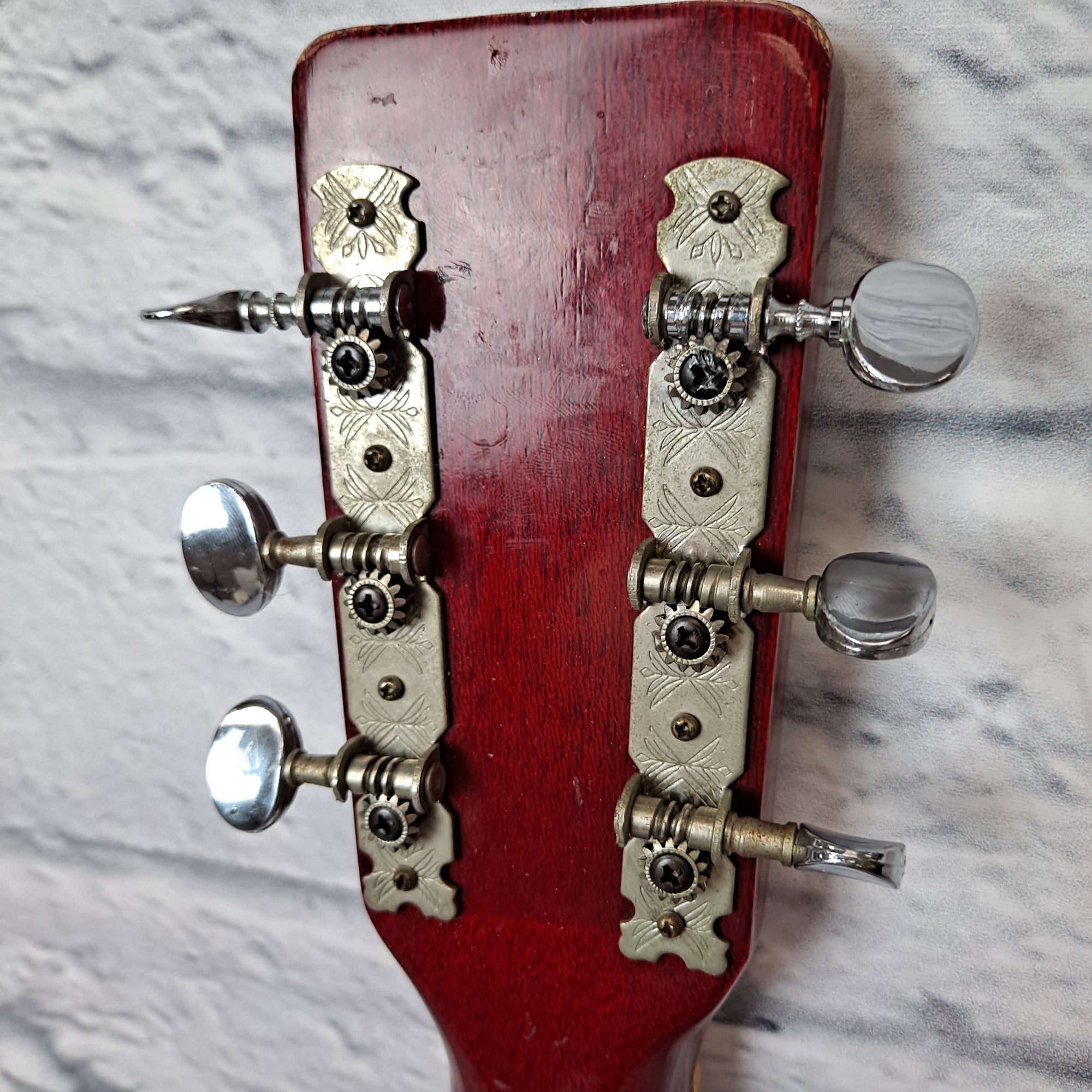 Global acoustic humming bird