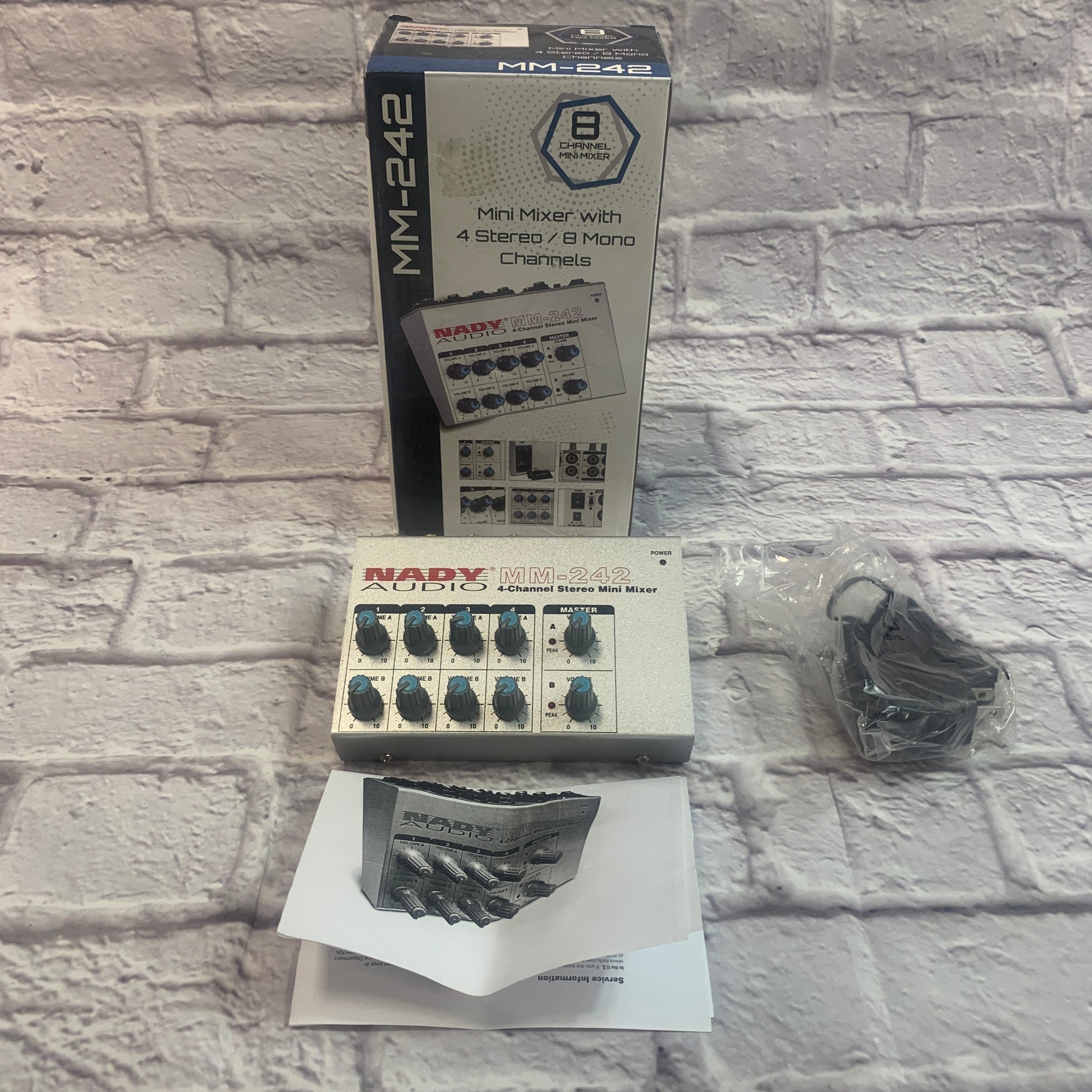 Nady MM-242 Mini Stereo Mixer