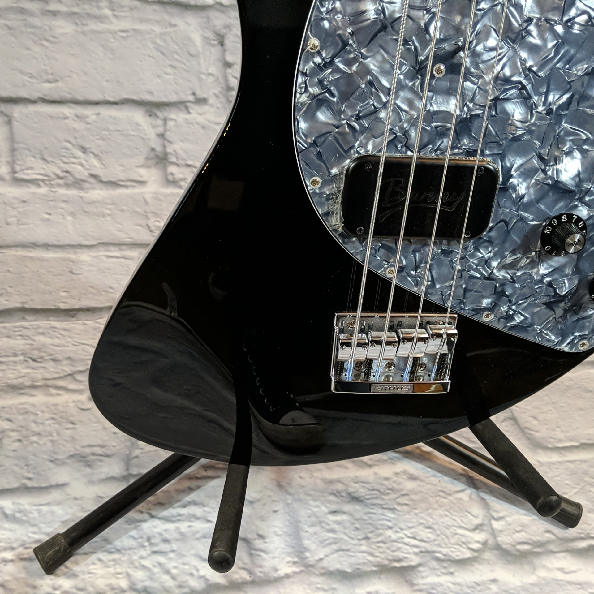 Burny / Fernandes HB-100 Vertigo 4-String Bass 1992 - RARE New Old Stock