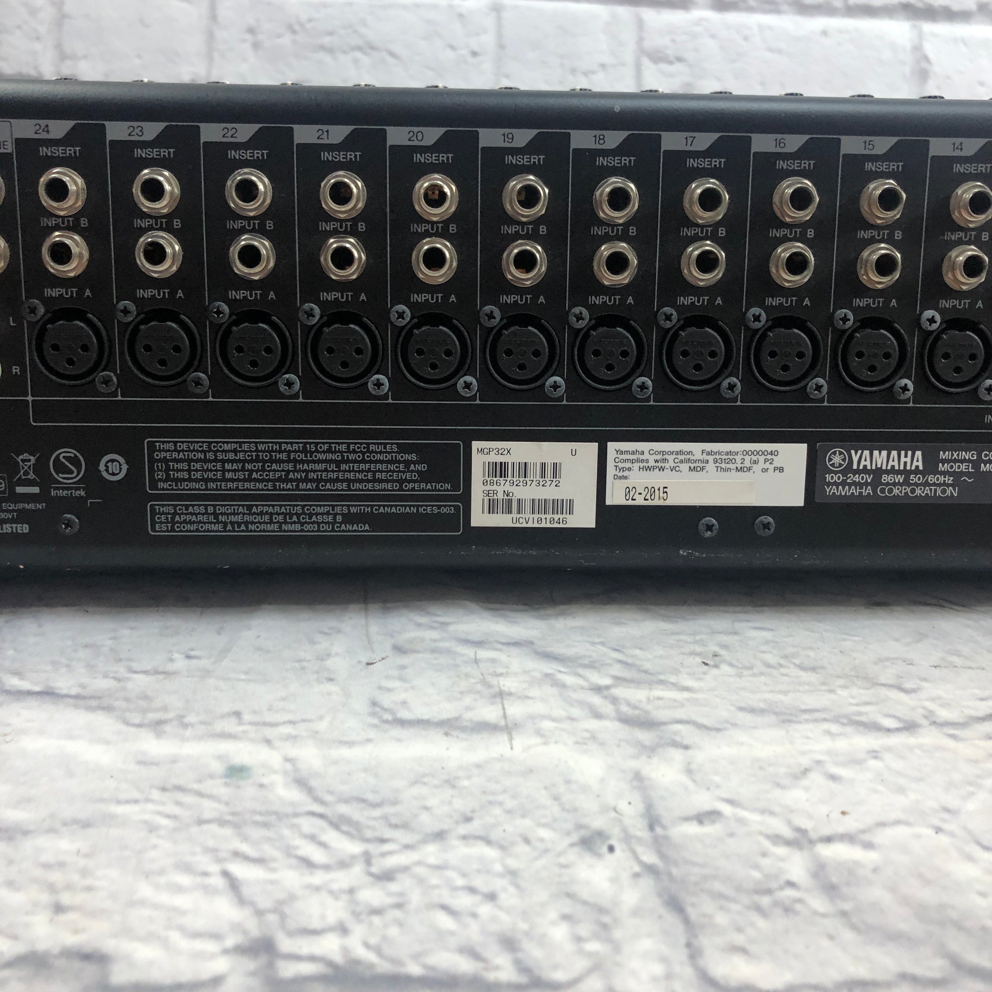 Yamaha MGP32x 32 Channel Mixer