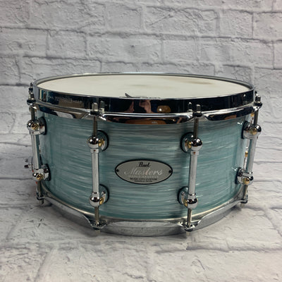 Pearl Masters Maple Reserve Music City Custom Ice Blue Oyster Snare