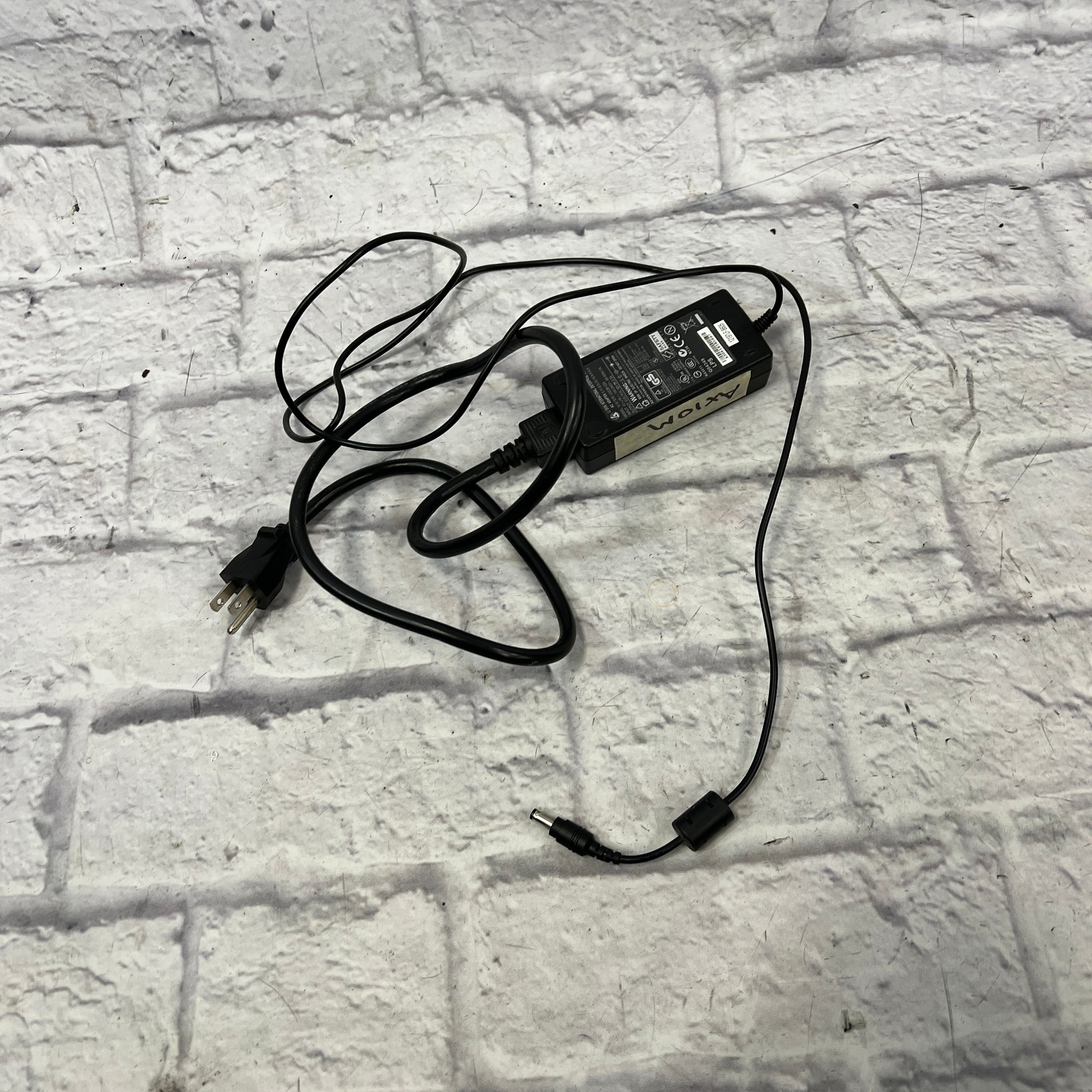 M-Audio Axiom 61 61-Key USB MIDI Controller