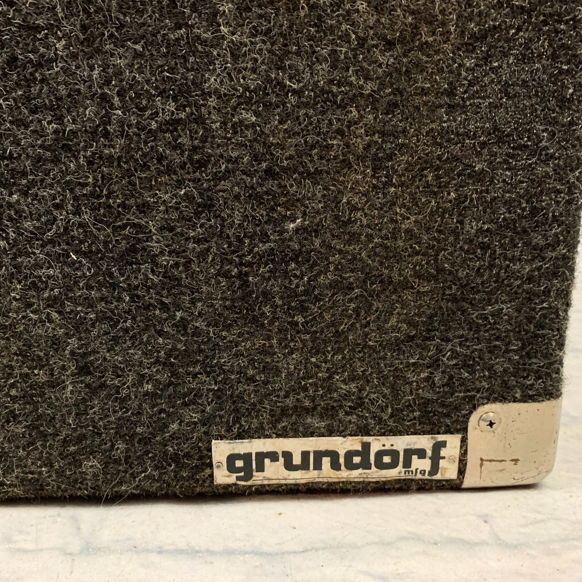 Grundorf Carpeted Rack Case 21"