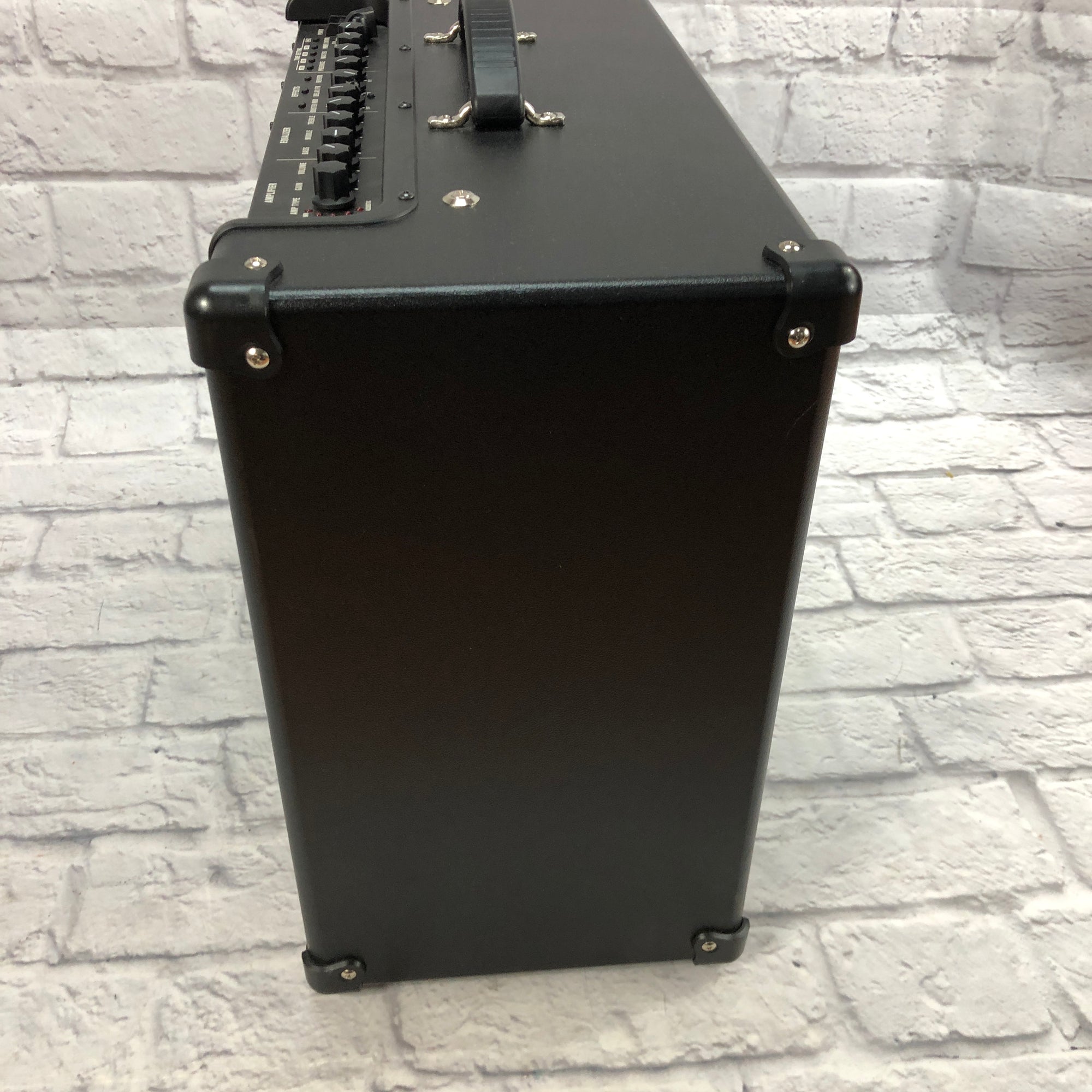 ** Boss Katana 100 Combo Amp