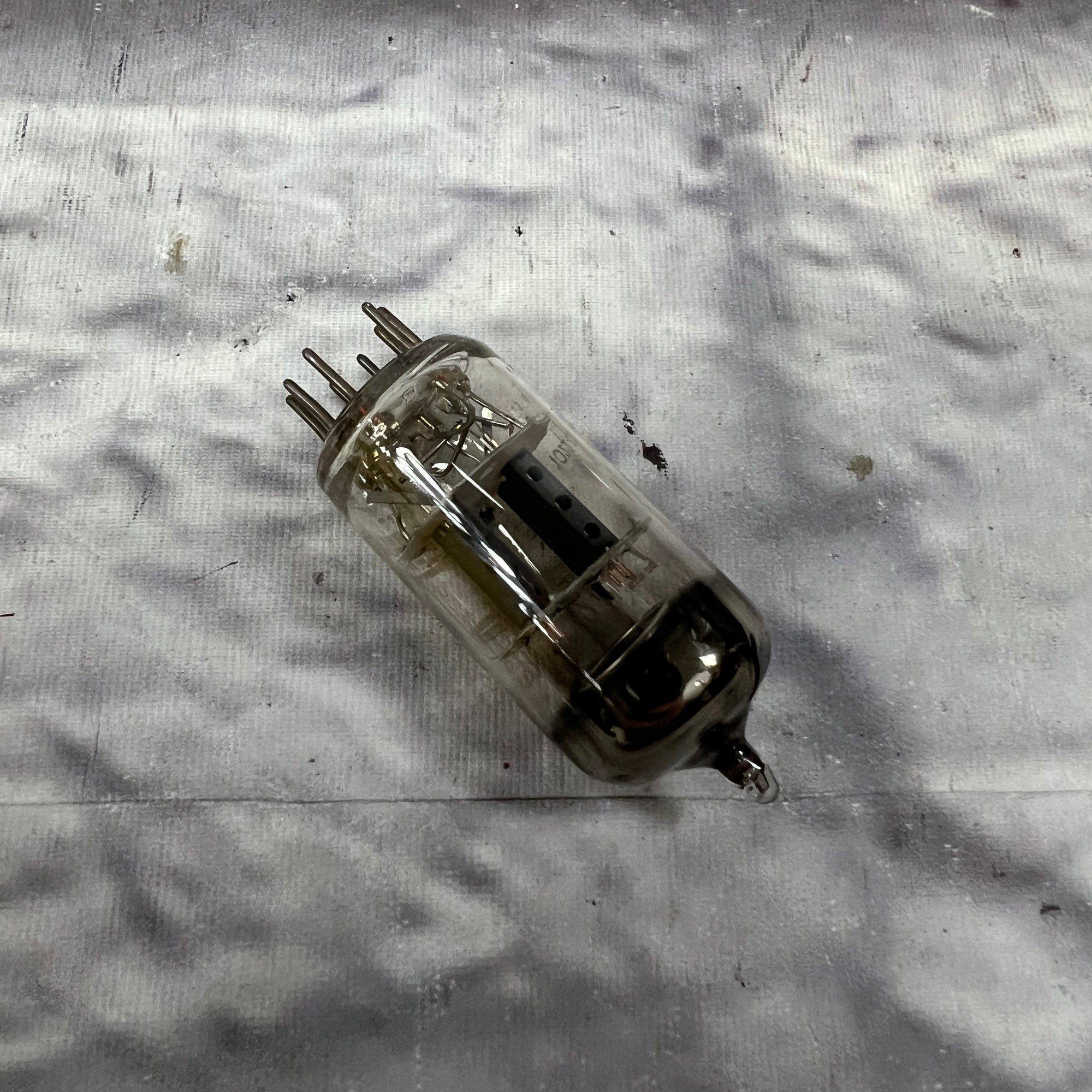 Mullard 12AT7 Amplifier Tube