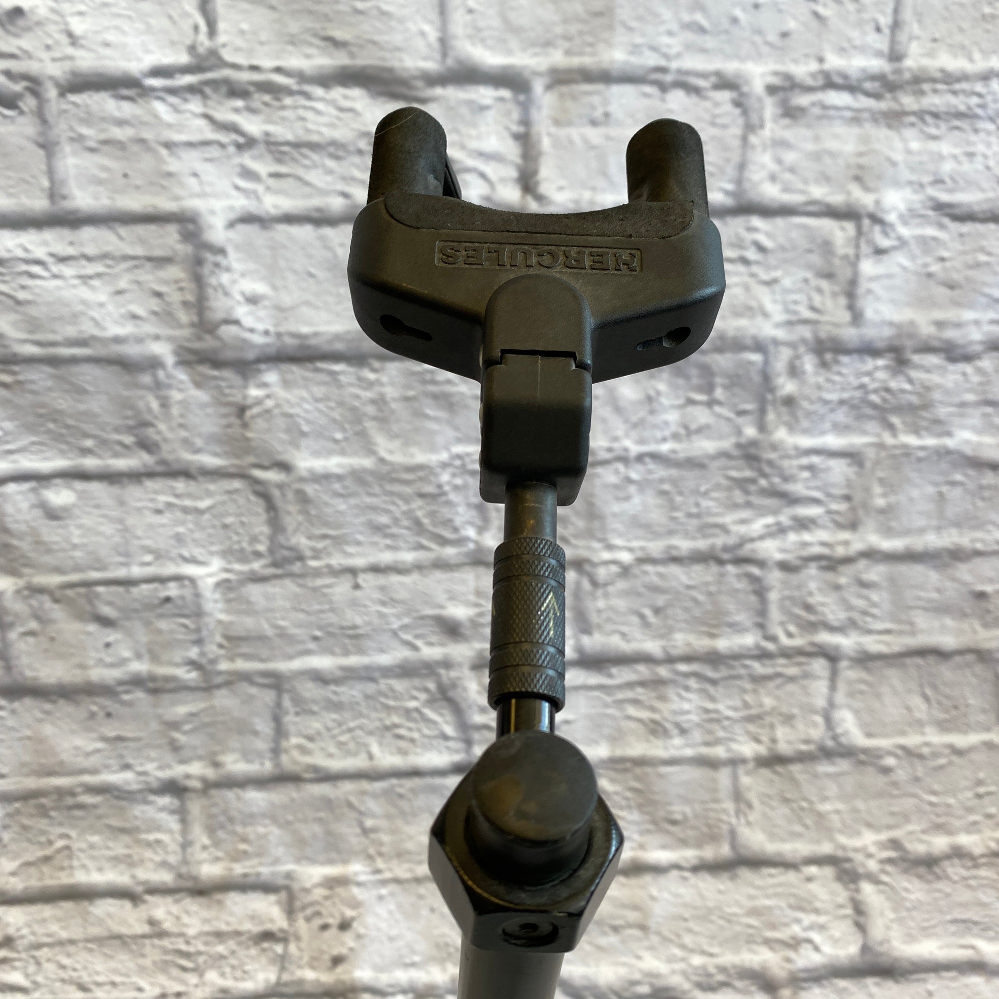 Hercules GS415B Auto Grip Single Guitar Stand