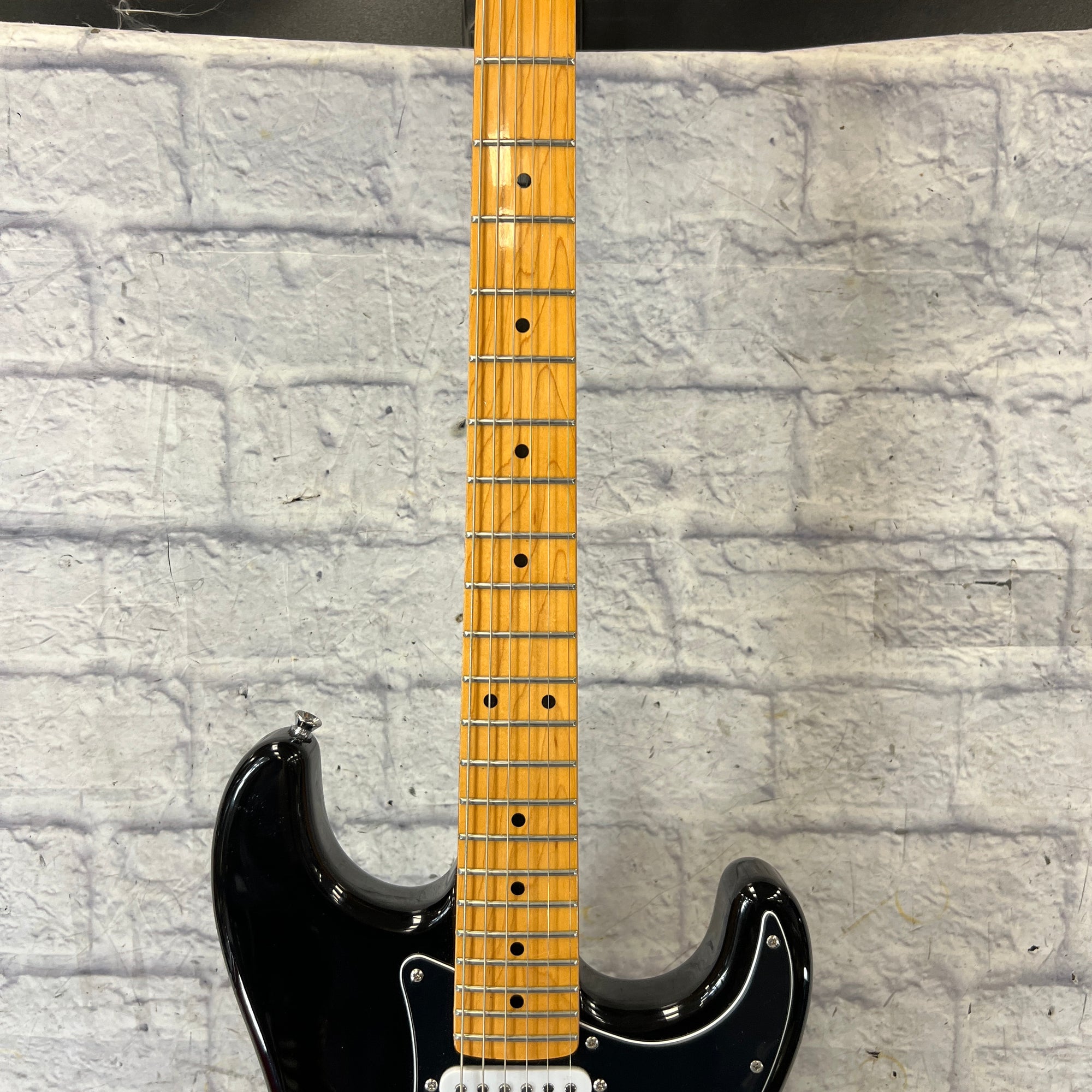 Vintage (Brand) V6 Reissued HSS Black
