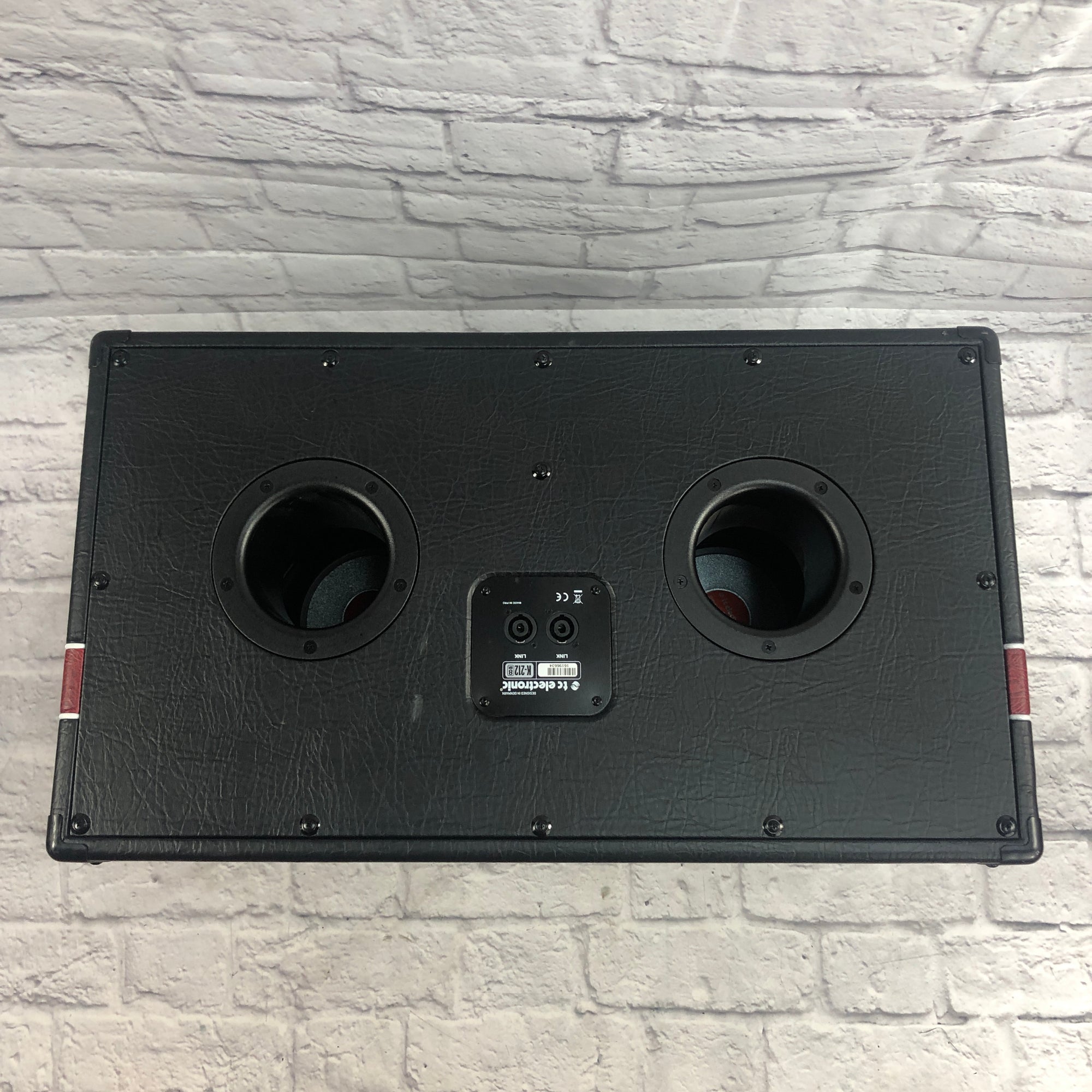 TC Electronic K212 2x12 Bass Speaker Cabinet