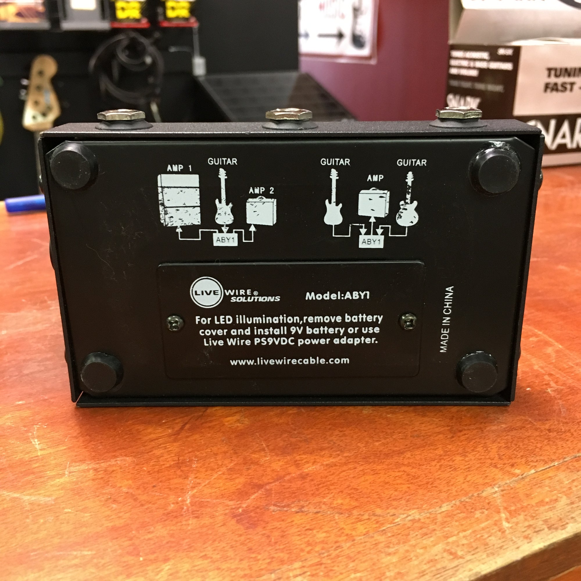 LiveWire ABy1 A-B-Y Box