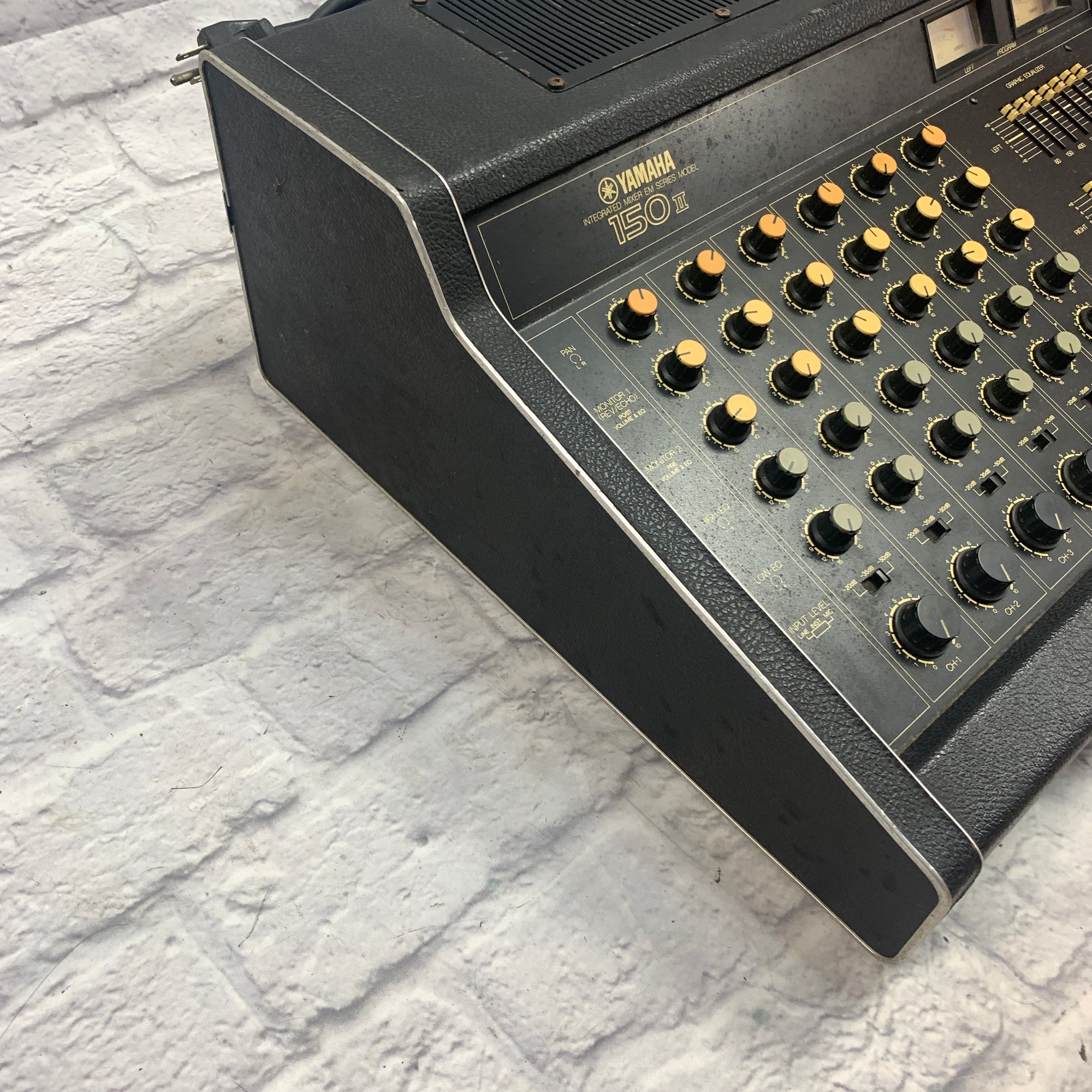 Yamaha 150 II 6 Channel Mixer - Evolution Music