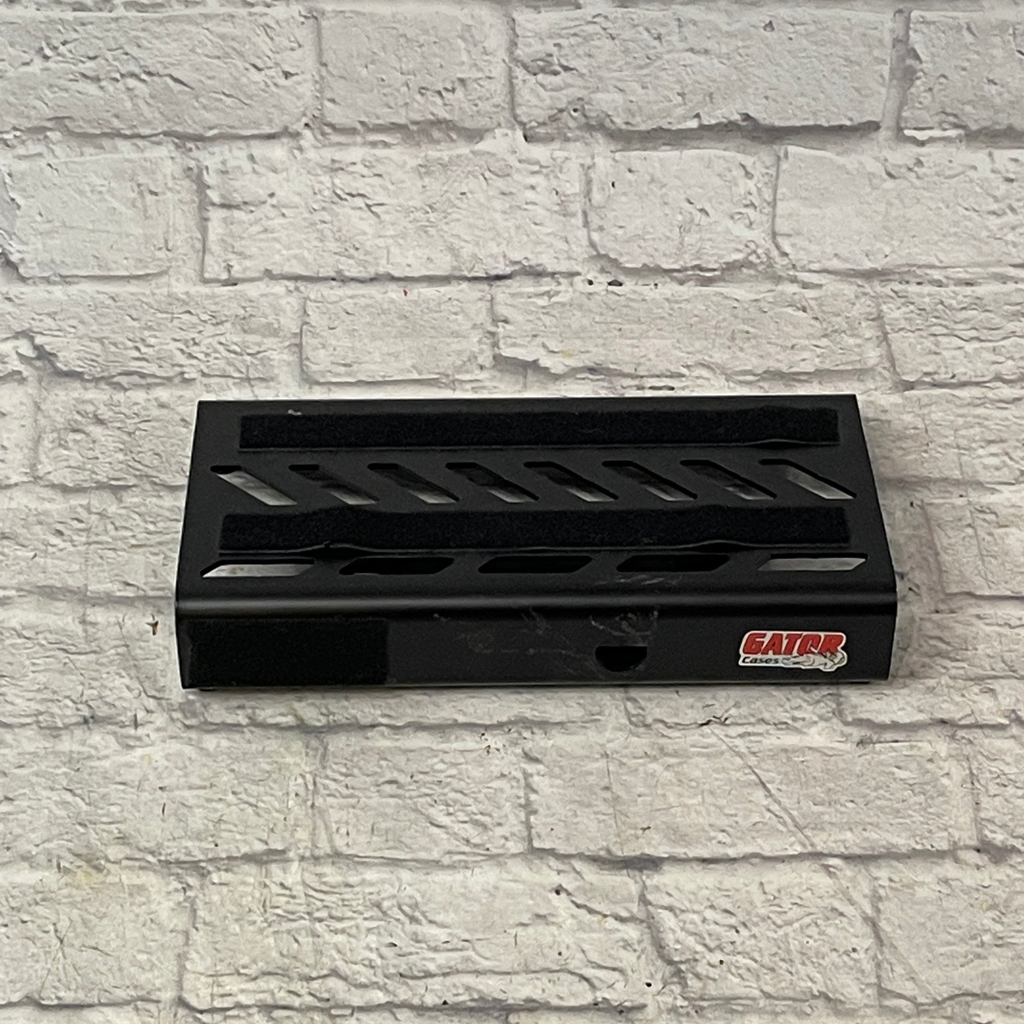 Gator Small Black Pedal Board w/ carrying case