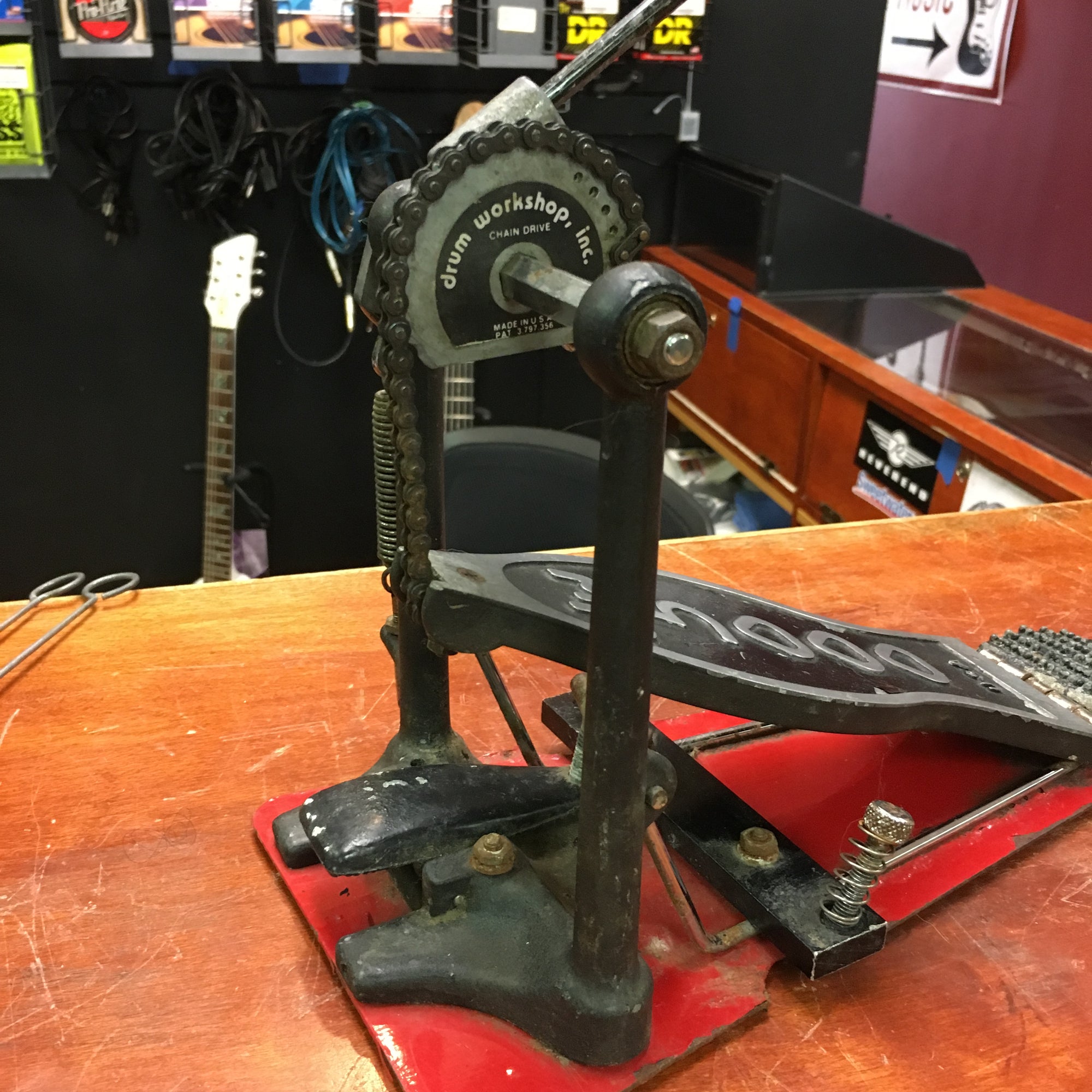 DW 5000 Single Kick Pedal