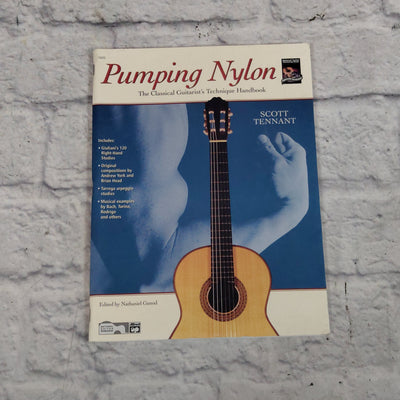 Alfred Pumping Nylon - The Classical Guitarist's Technique Handbook