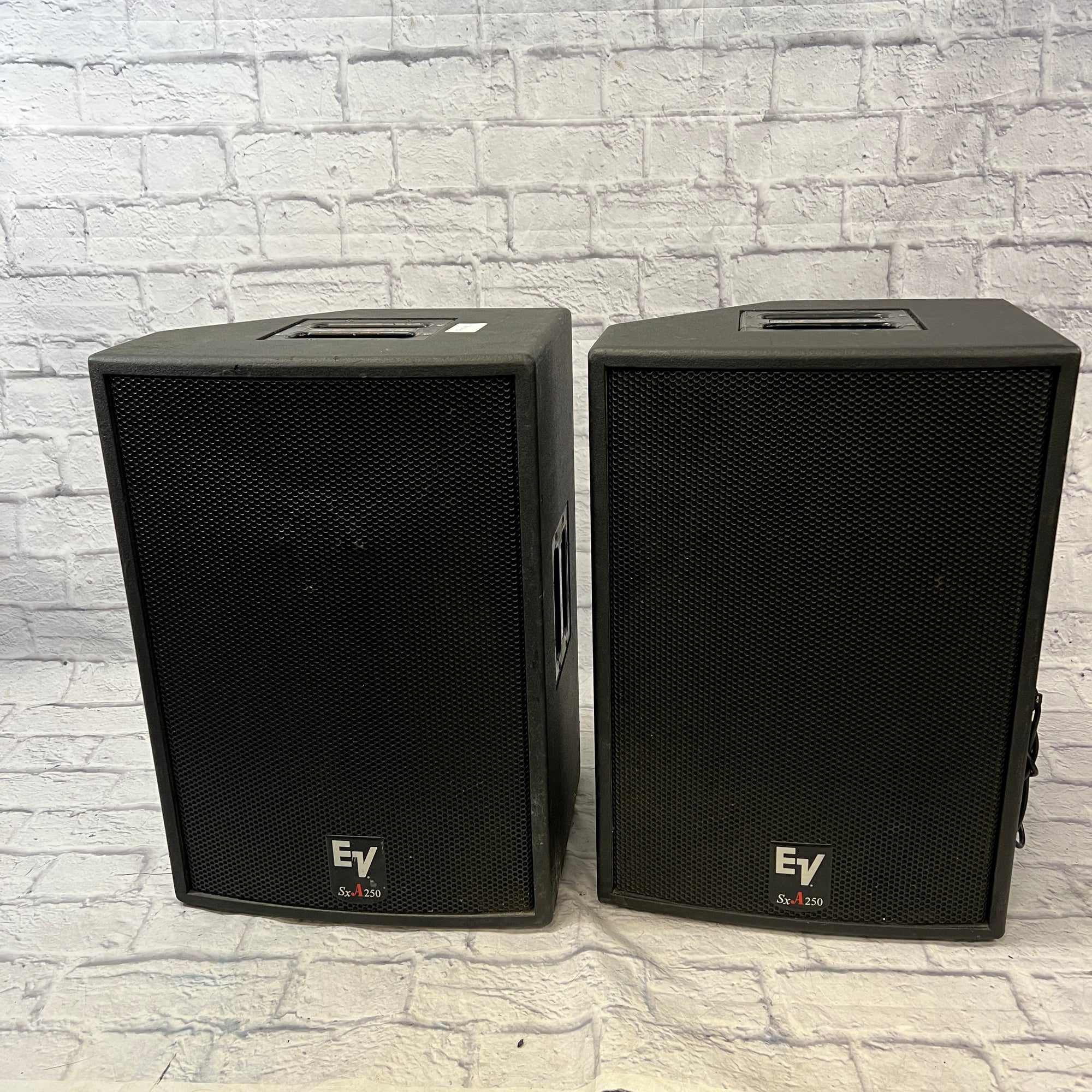 Electrovoice SxA250 Speaker Pair - Evolution Music