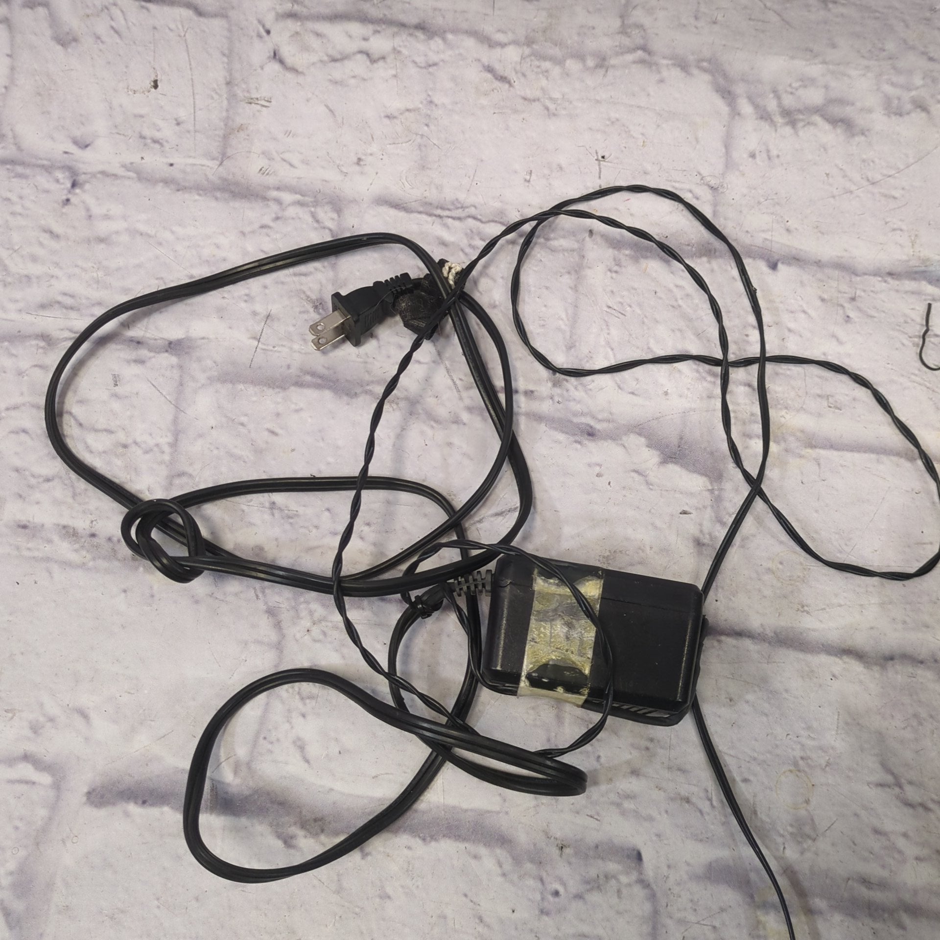 Line 6 M13  Multieffects Unit with Power Supply