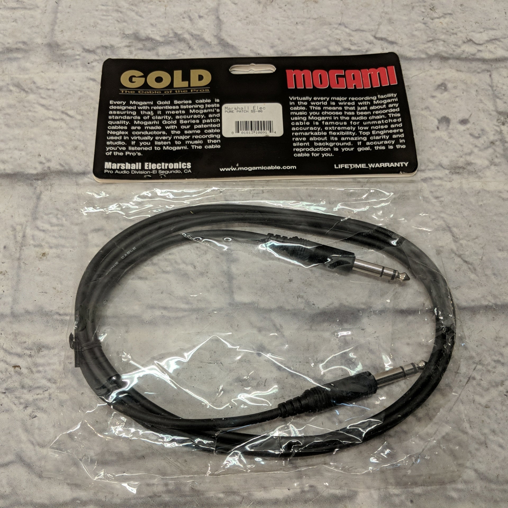 Mogami 6ft 1/4in TRS to TRS Stereo Patch Cable