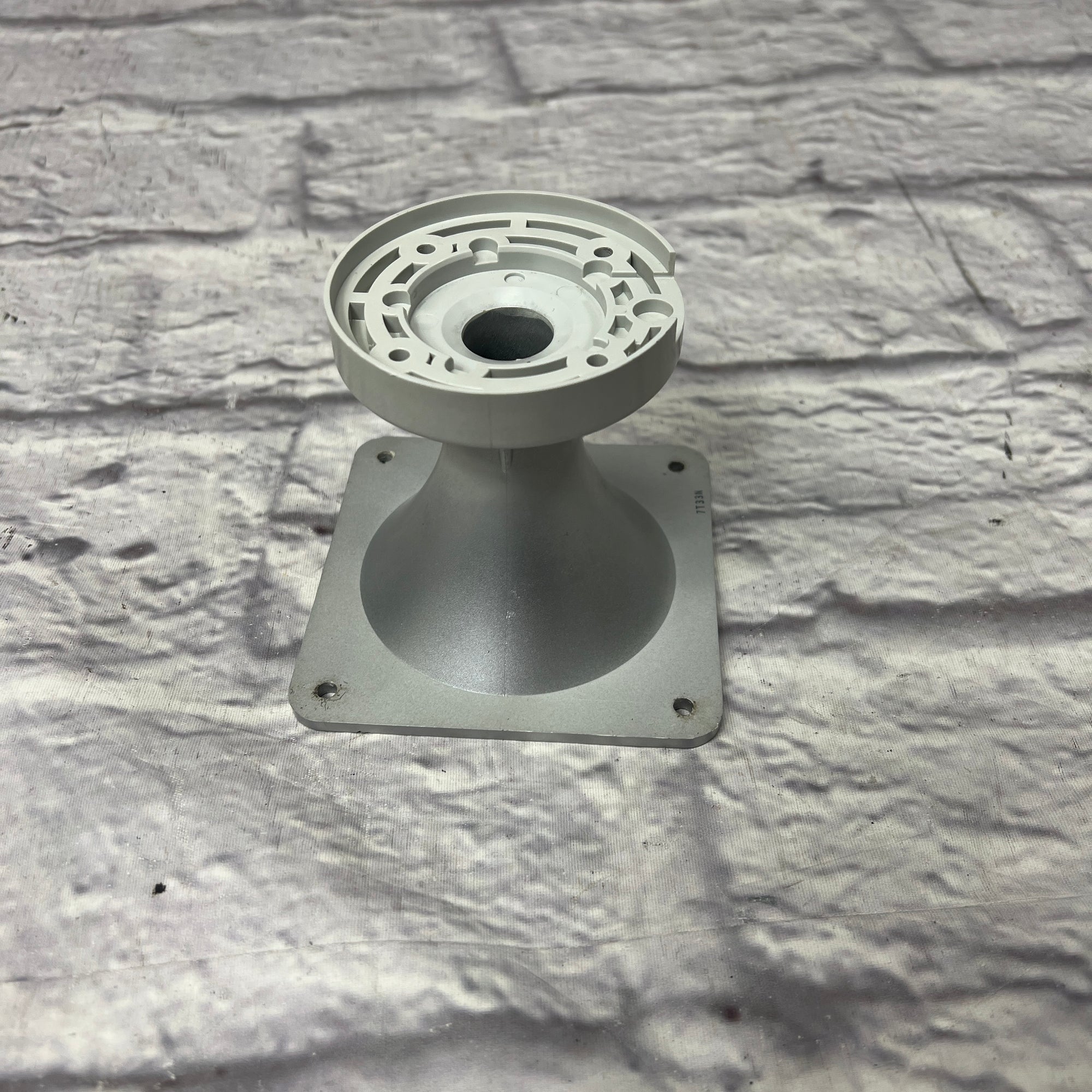 Unknown Speaker Horn