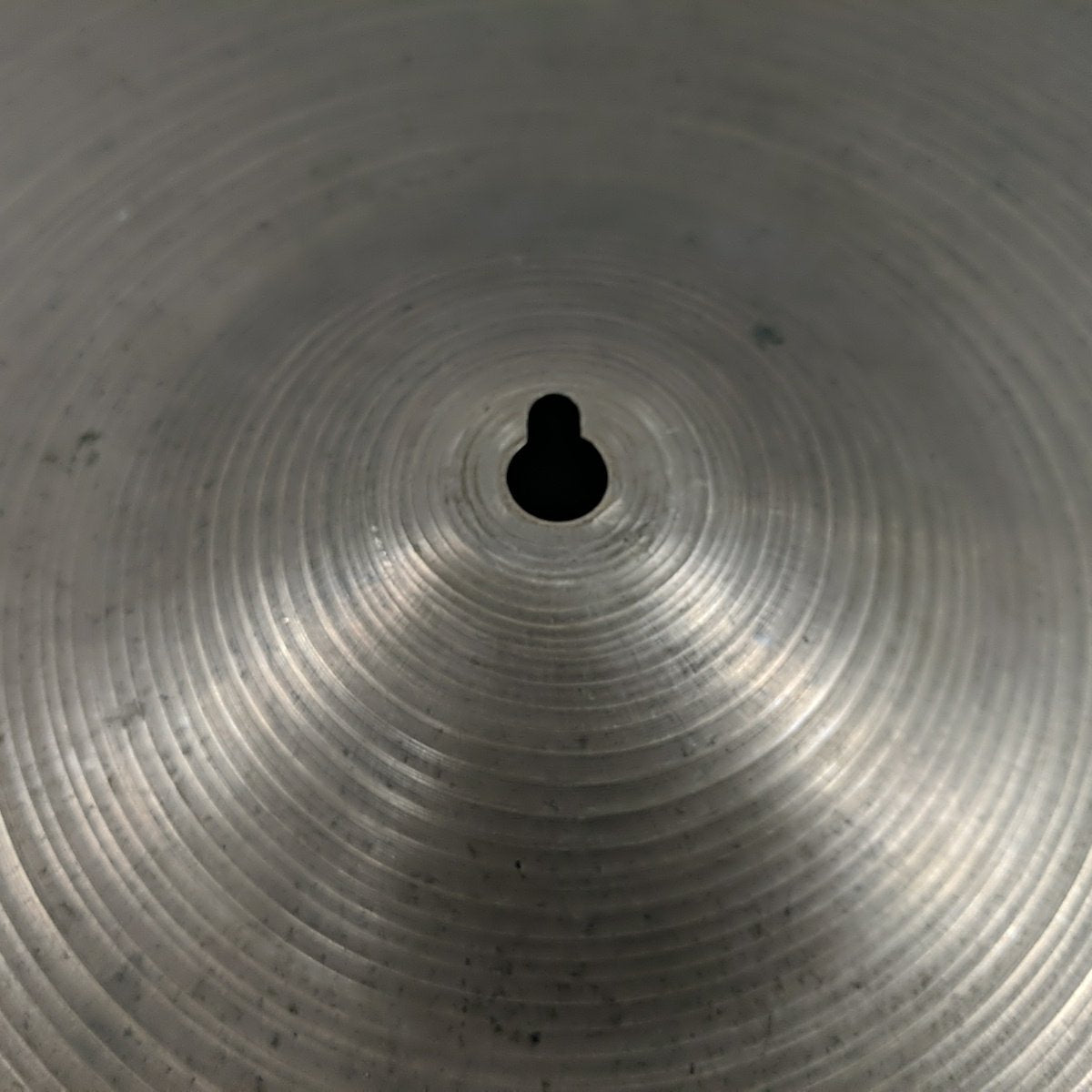 Zildjian 20 Ride Cymbal - Keyholed & Cracked
