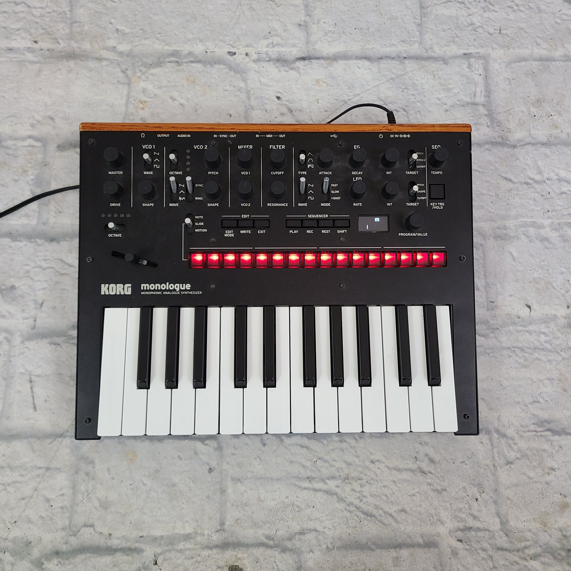 Korg Monologue Monophonic Analog Synthesizer - Evolution Music