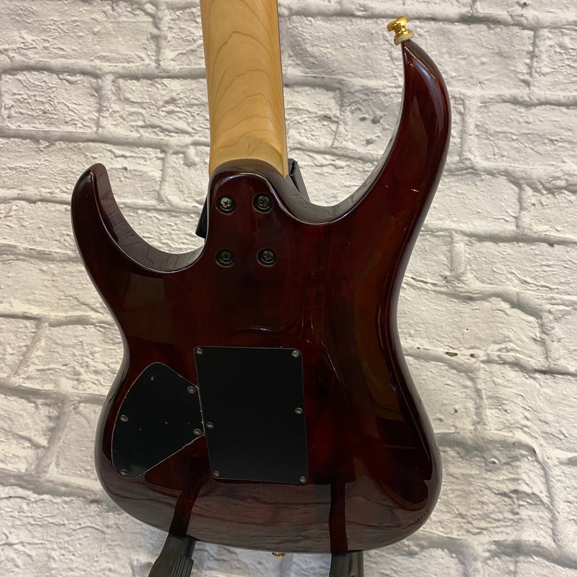 Raven West (RWG) Solid Body Guitar - Tobacco Sunburst