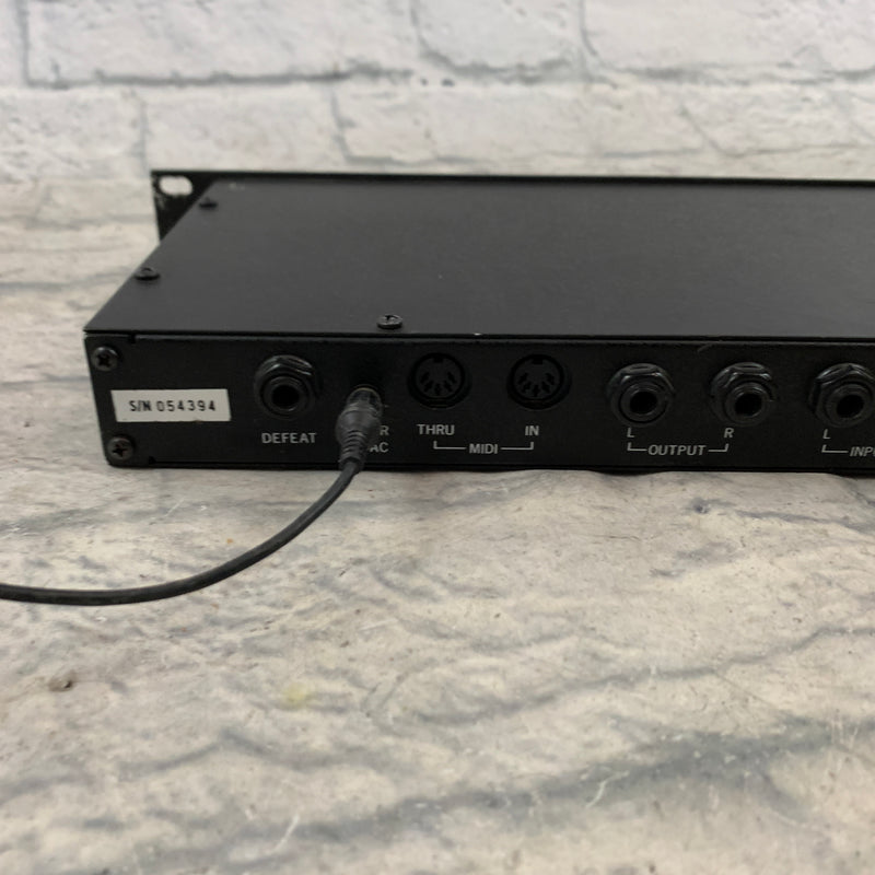 Alesis Reverb Rack Alesis MIDIVERB II 16-Bit Digital Rack Reverb Effects Processor ...