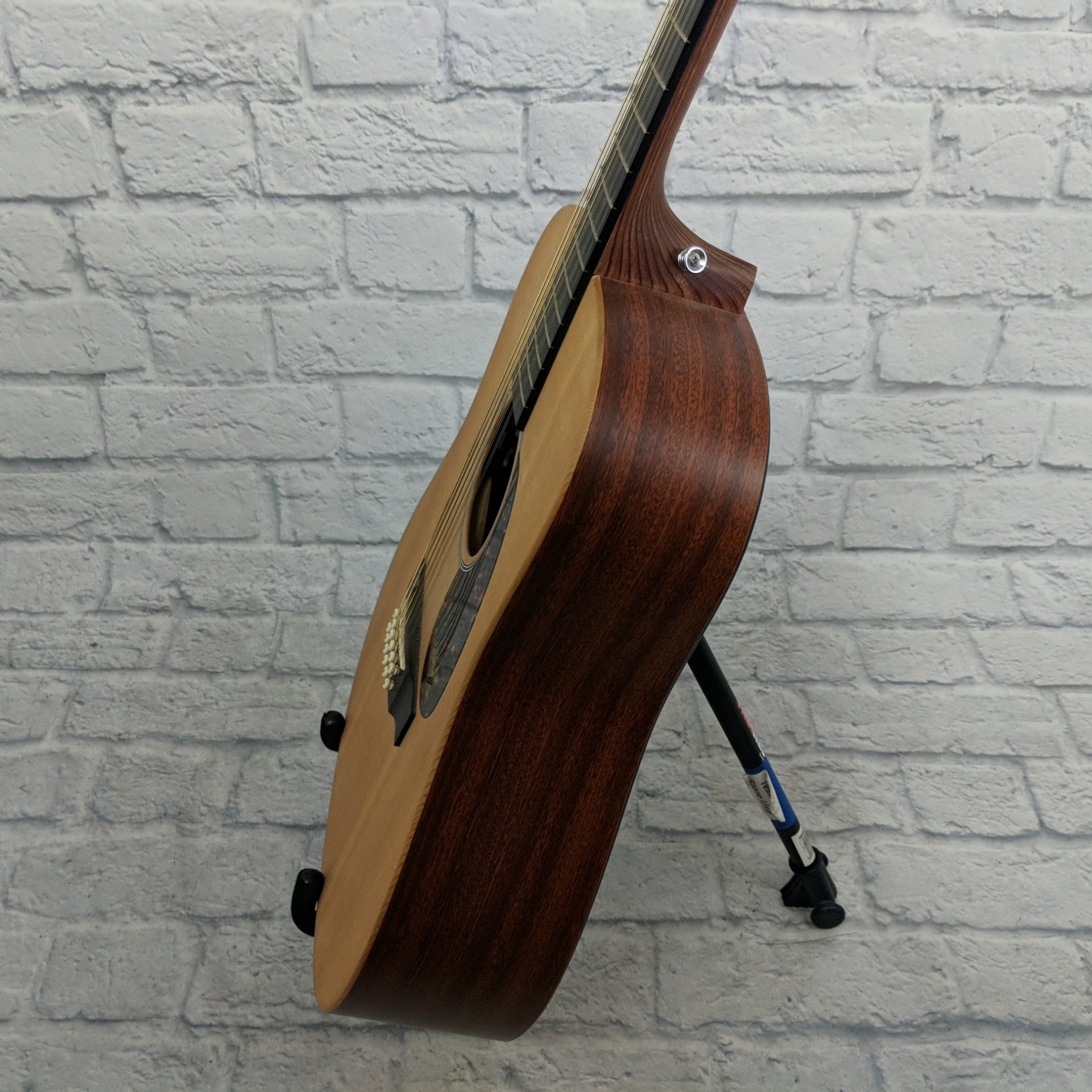 Lucero LC-100 Classical Acoustic Guitar