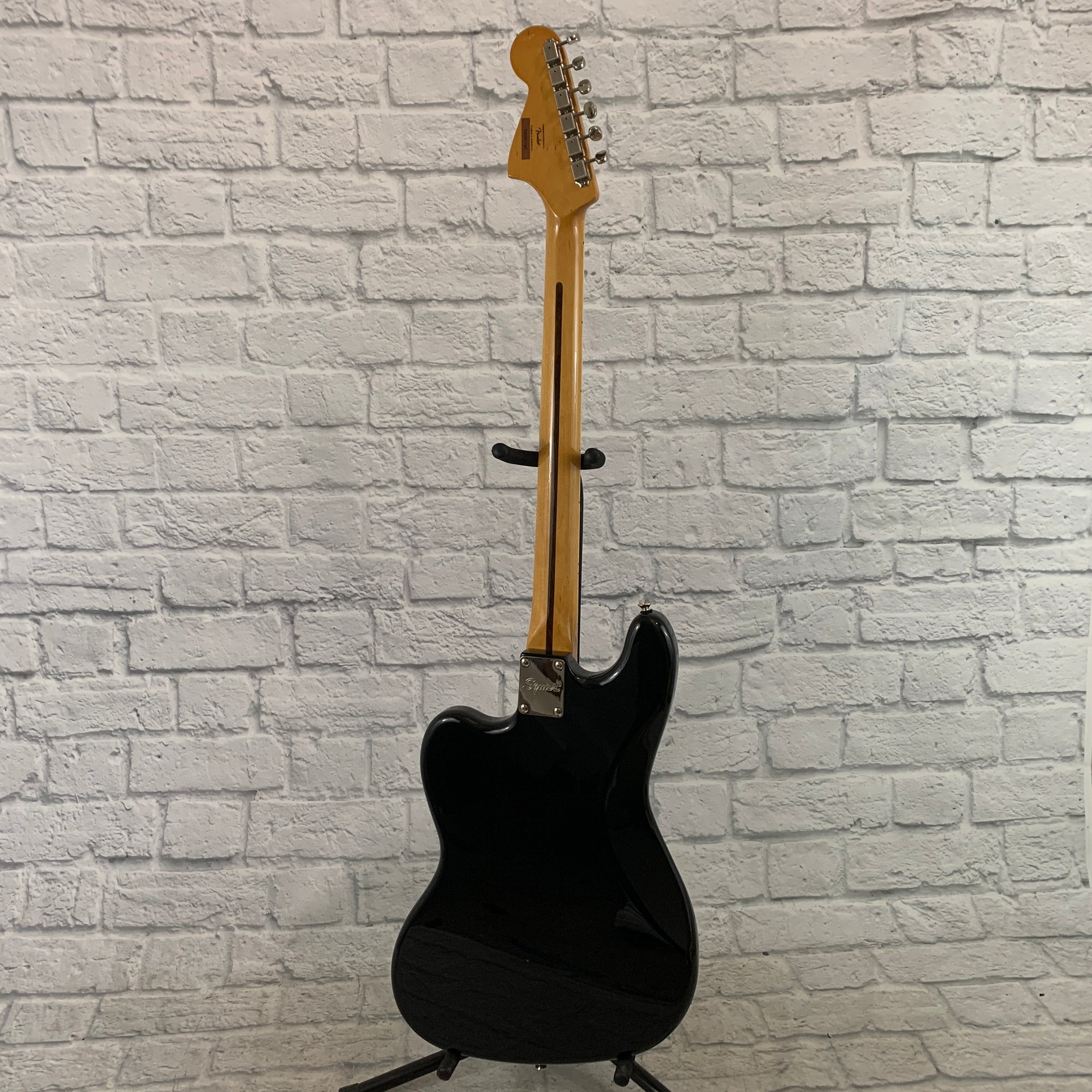 Squier Classic Vibe Bass VI - Black