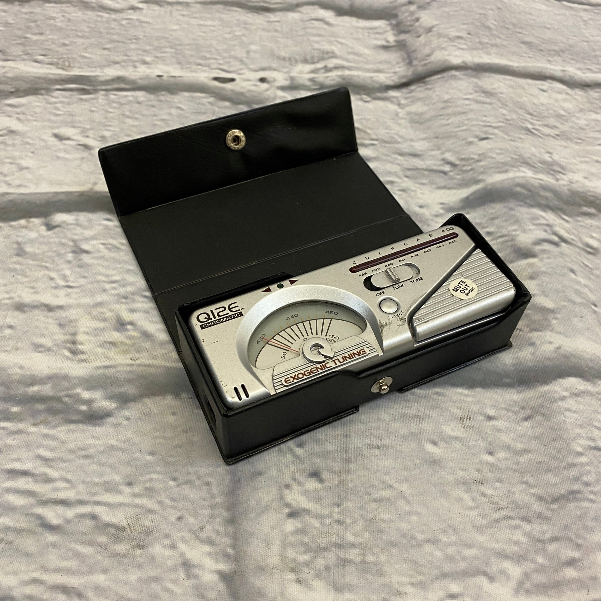 Evets Q12E Chromatic Tuner