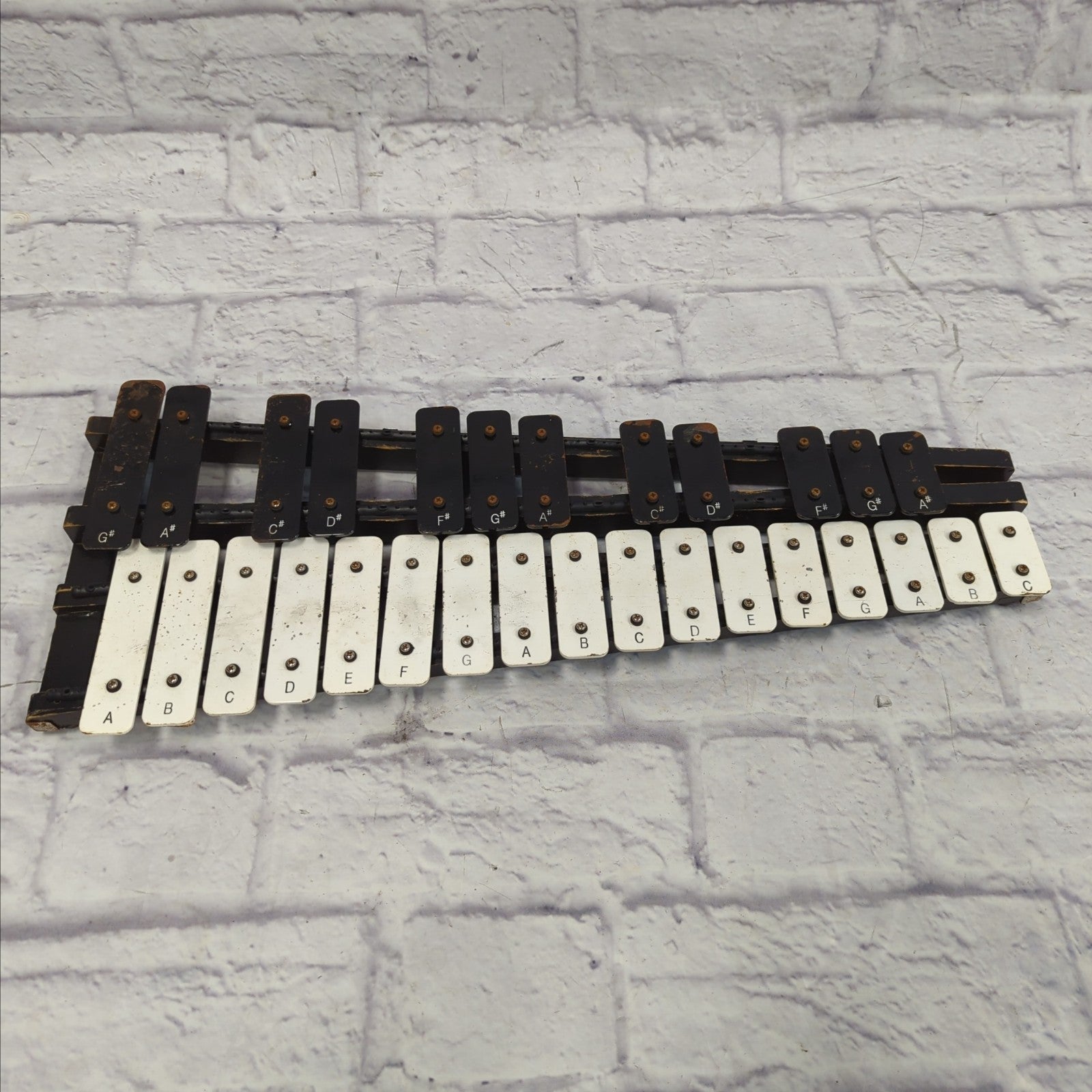 Unknown Vintage Glockenspiel Bells w/ Case